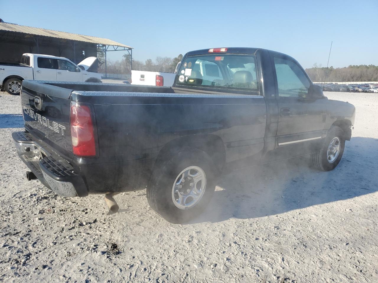 Photo 2 VIN: 1GCEC14X44Z114157 - CHEVROLET SILVERADO 