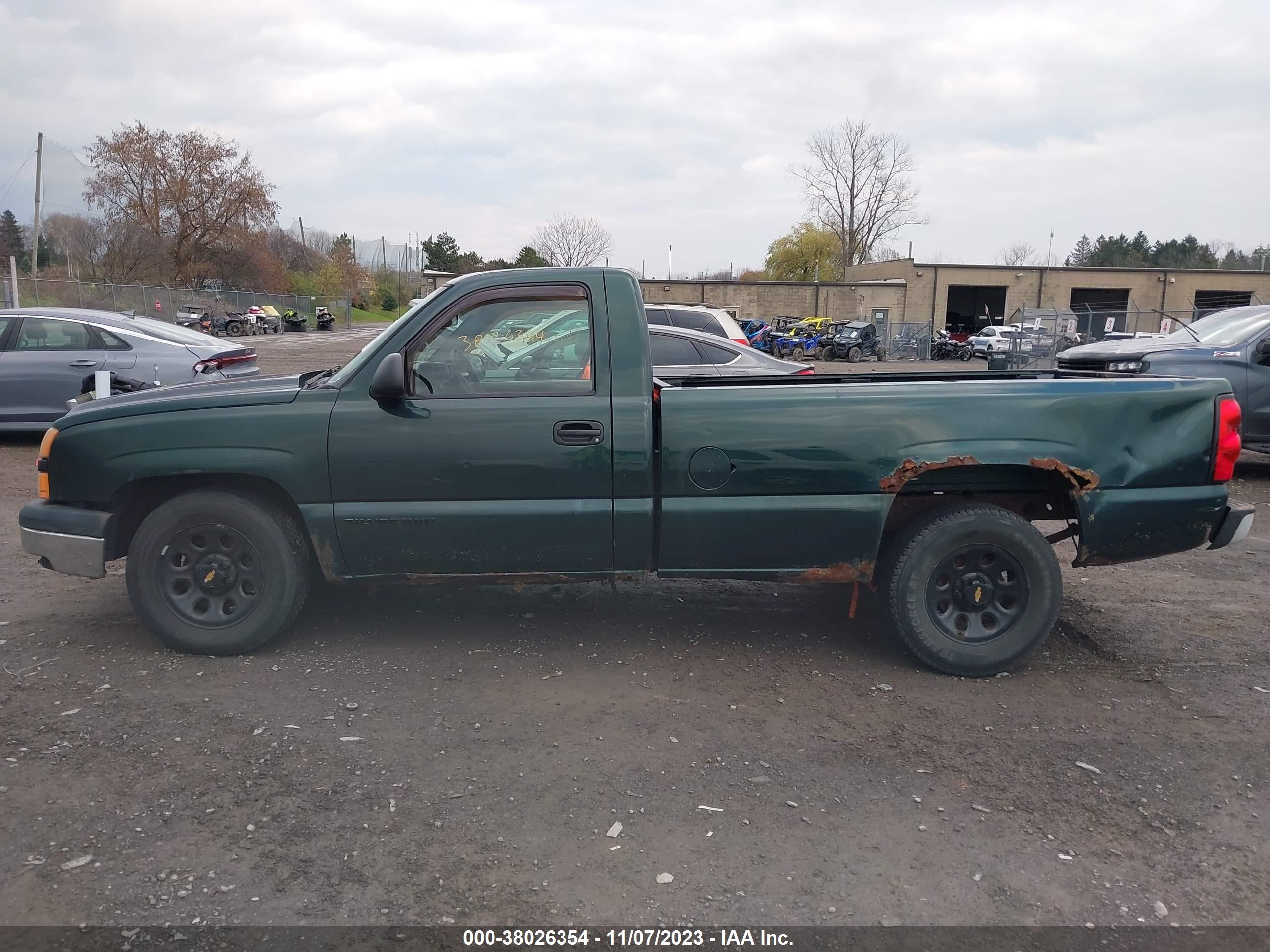 Photo 5 VIN: 1GCEC14X46Z102206 - CHEVROLET SILVERADO 