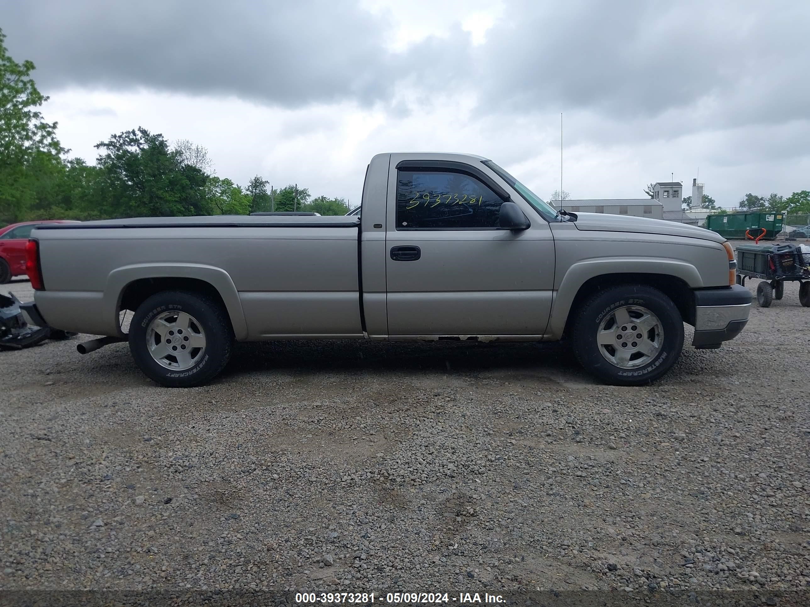 Photo 12 VIN: 1GCEC14X55Z199060 - CHEVROLET SILVERADO 