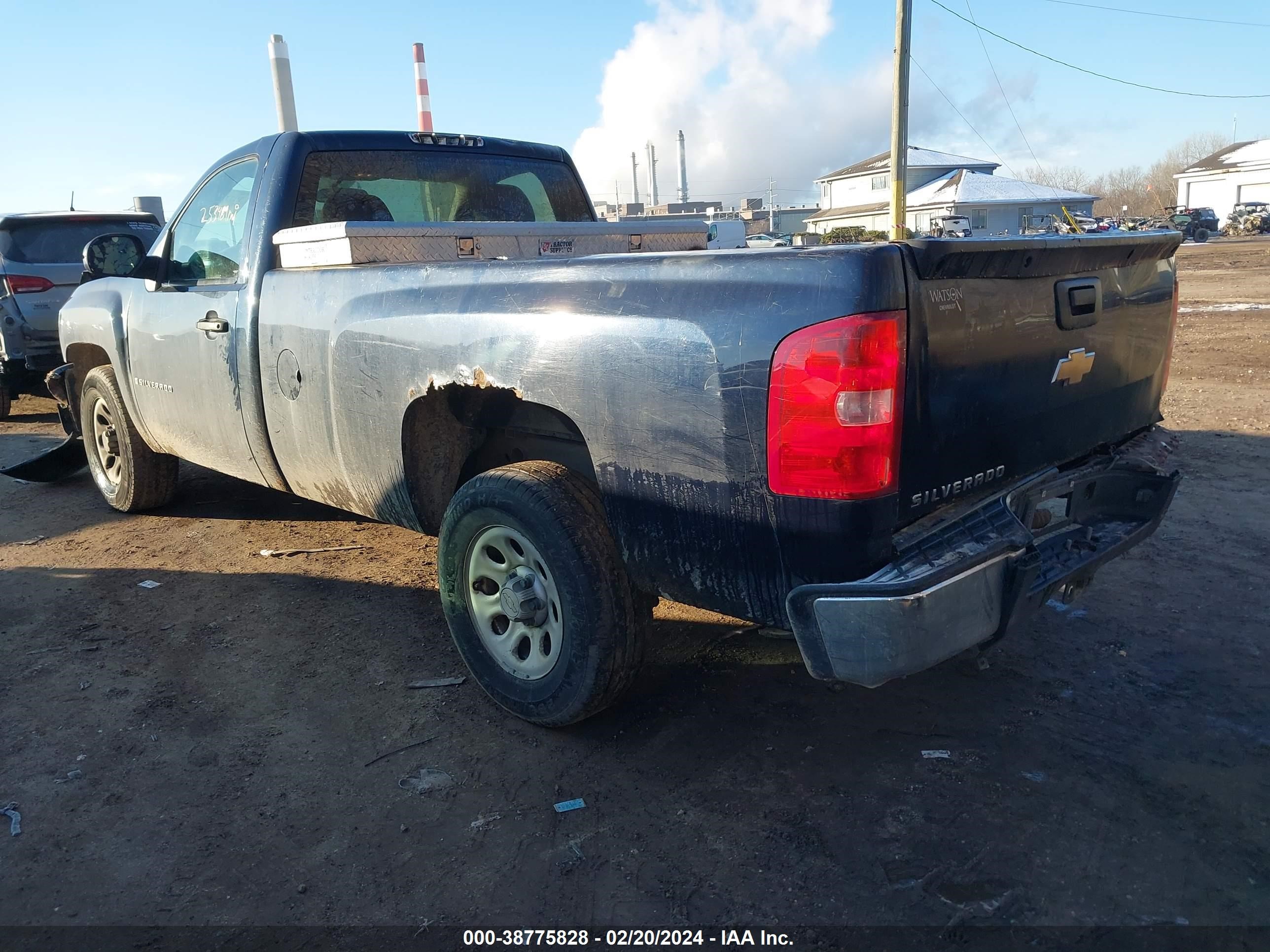 Photo 2 VIN: 1GCEC14X57Z650457 - CHEVROLET SILVERADO 