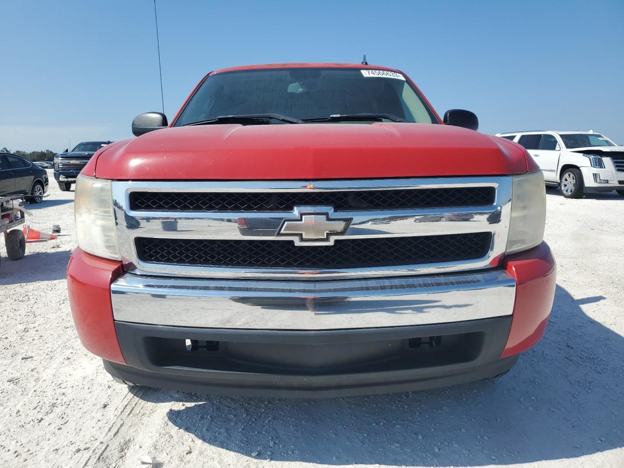 Photo 4 VIN: 1GCEC14X78Z163052 - CHEVROLET SILVERADO 