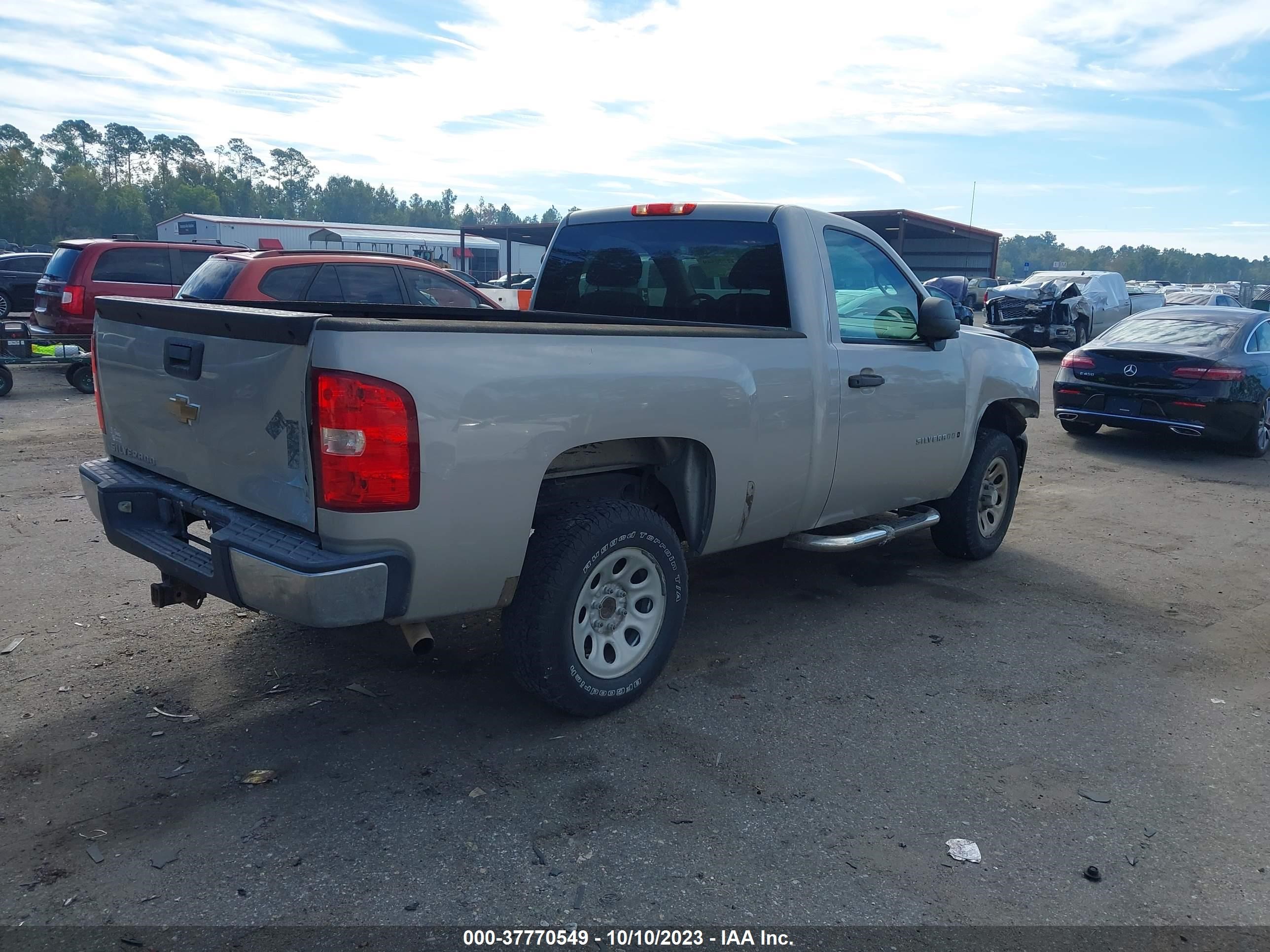 Photo 3 VIN: 1GCEC14X87Z604945 - CHEVROLET SILVERADO 