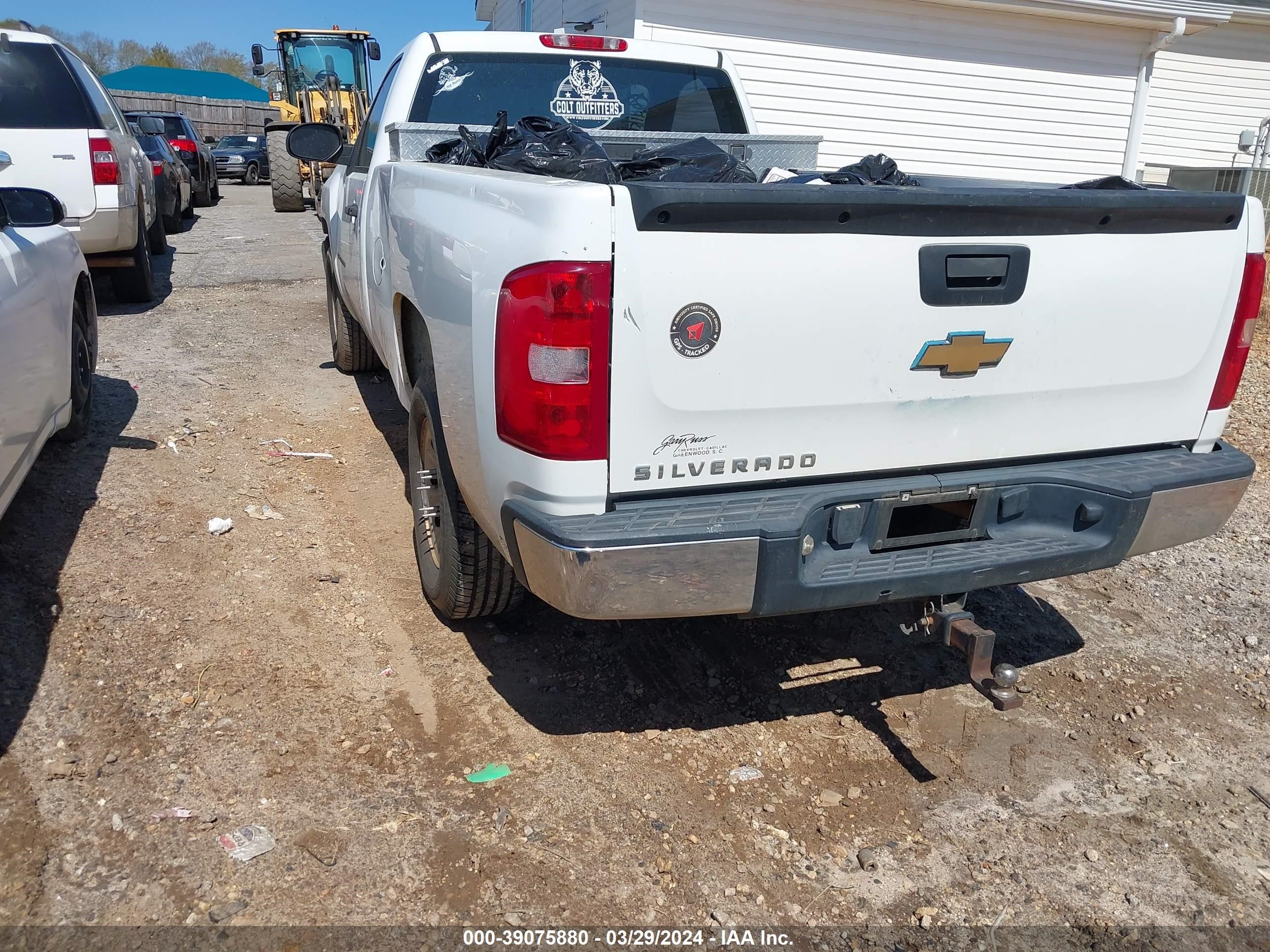 Photo 2 VIN: 1GCEC14X88Z119609 - CHEVROLET SILVERADO 