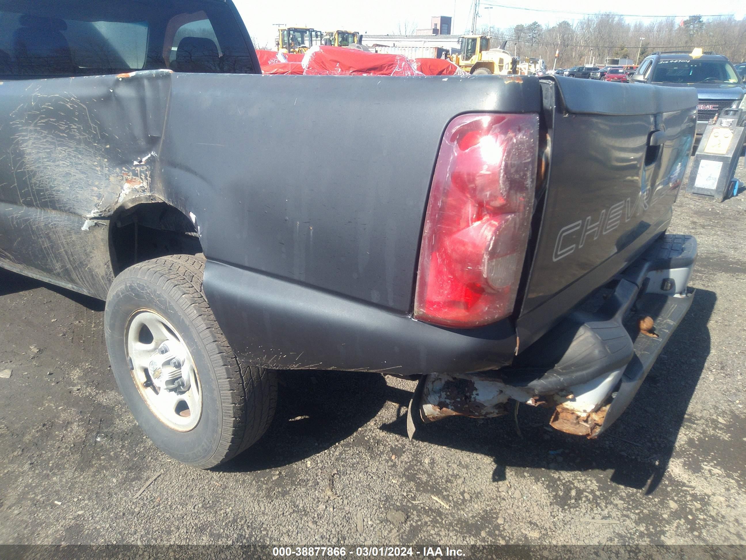 Photo 5 VIN: 1GCEC14X93Z225592 - CHEVROLET SILVERADO 