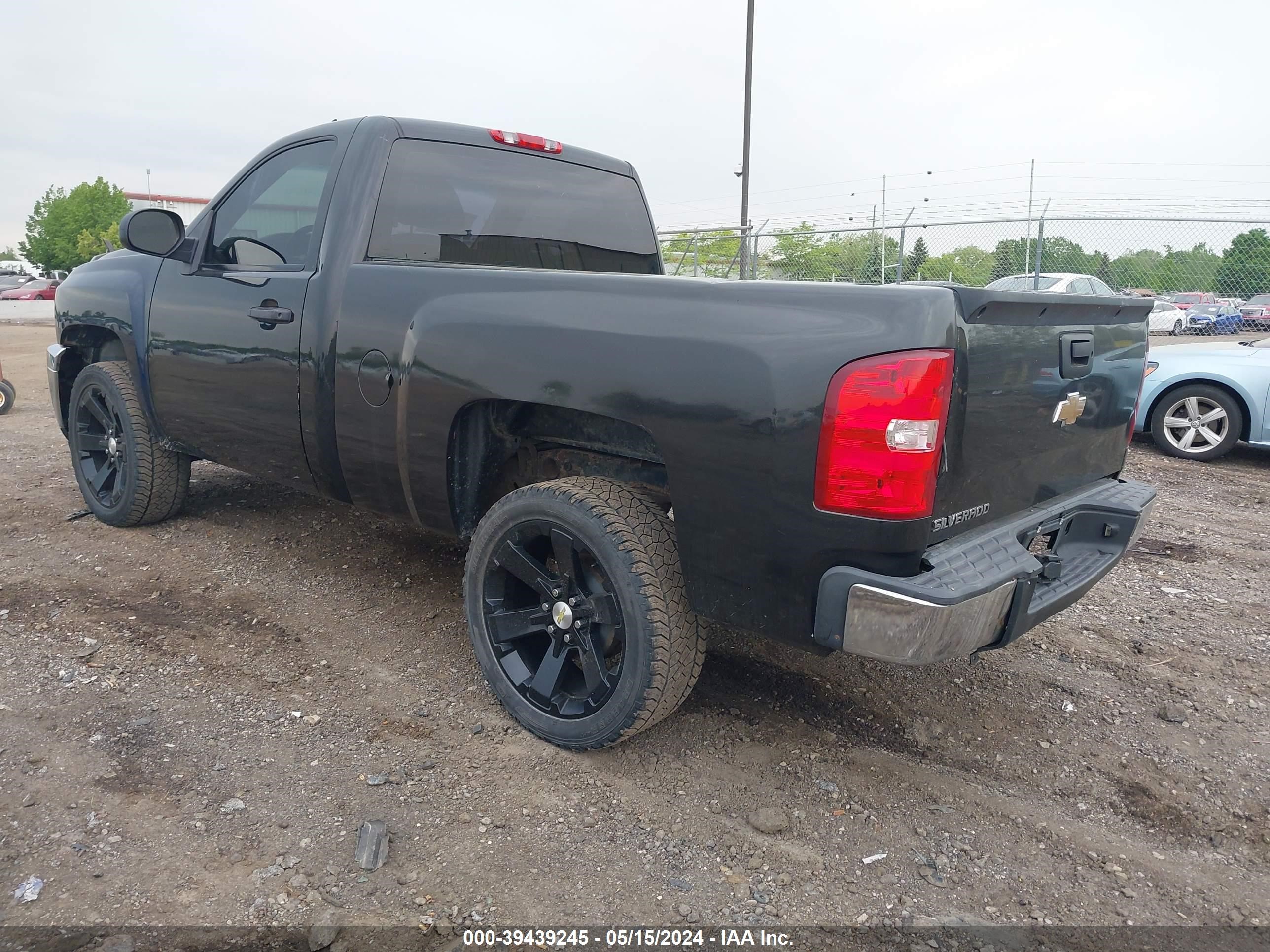 Photo 2 VIN: 1GCEC14X99Z139711 - CHEVROLET SILVERADO 