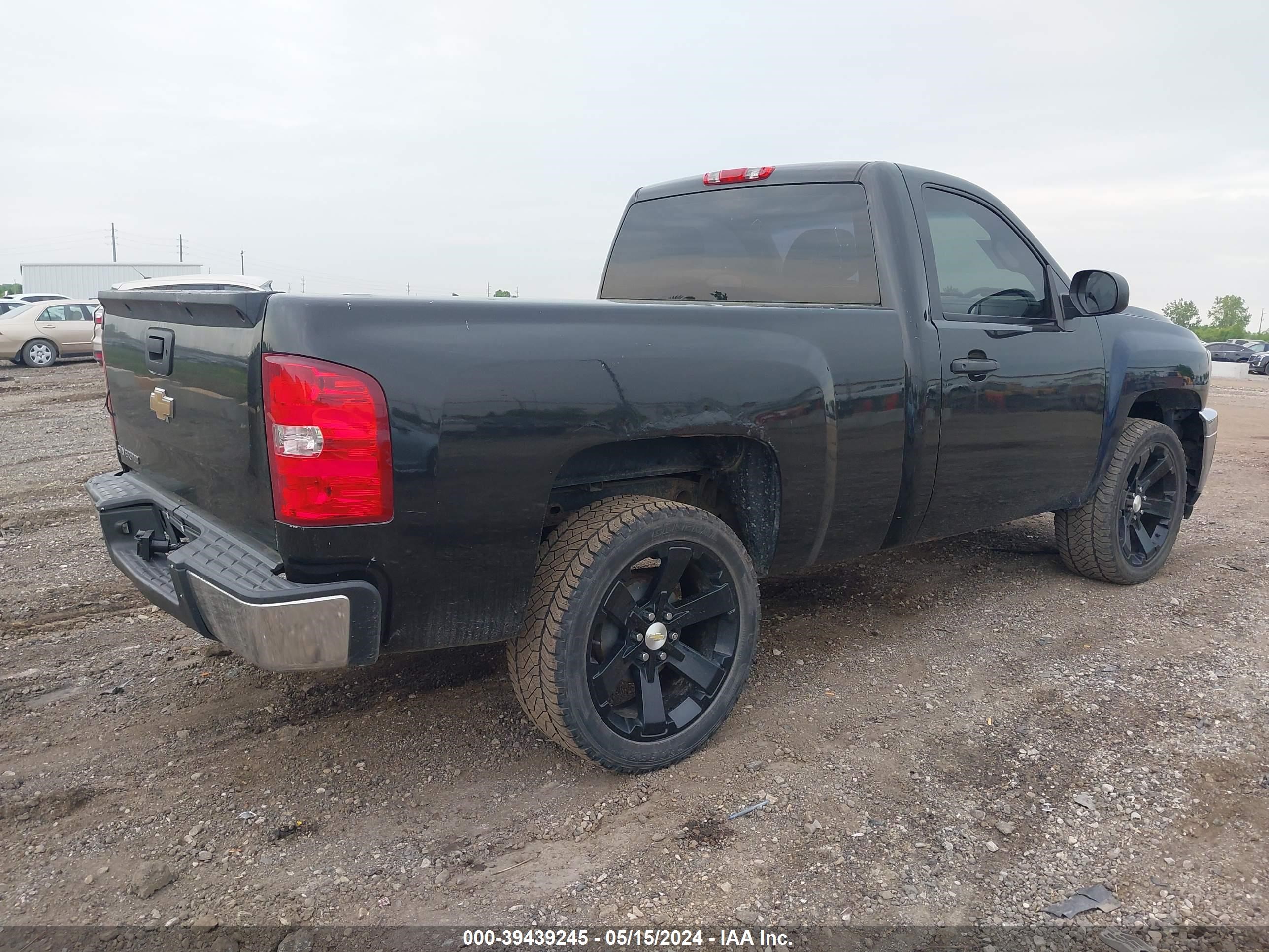 Photo 3 VIN: 1GCEC14X99Z139711 - CHEVROLET SILVERADO 