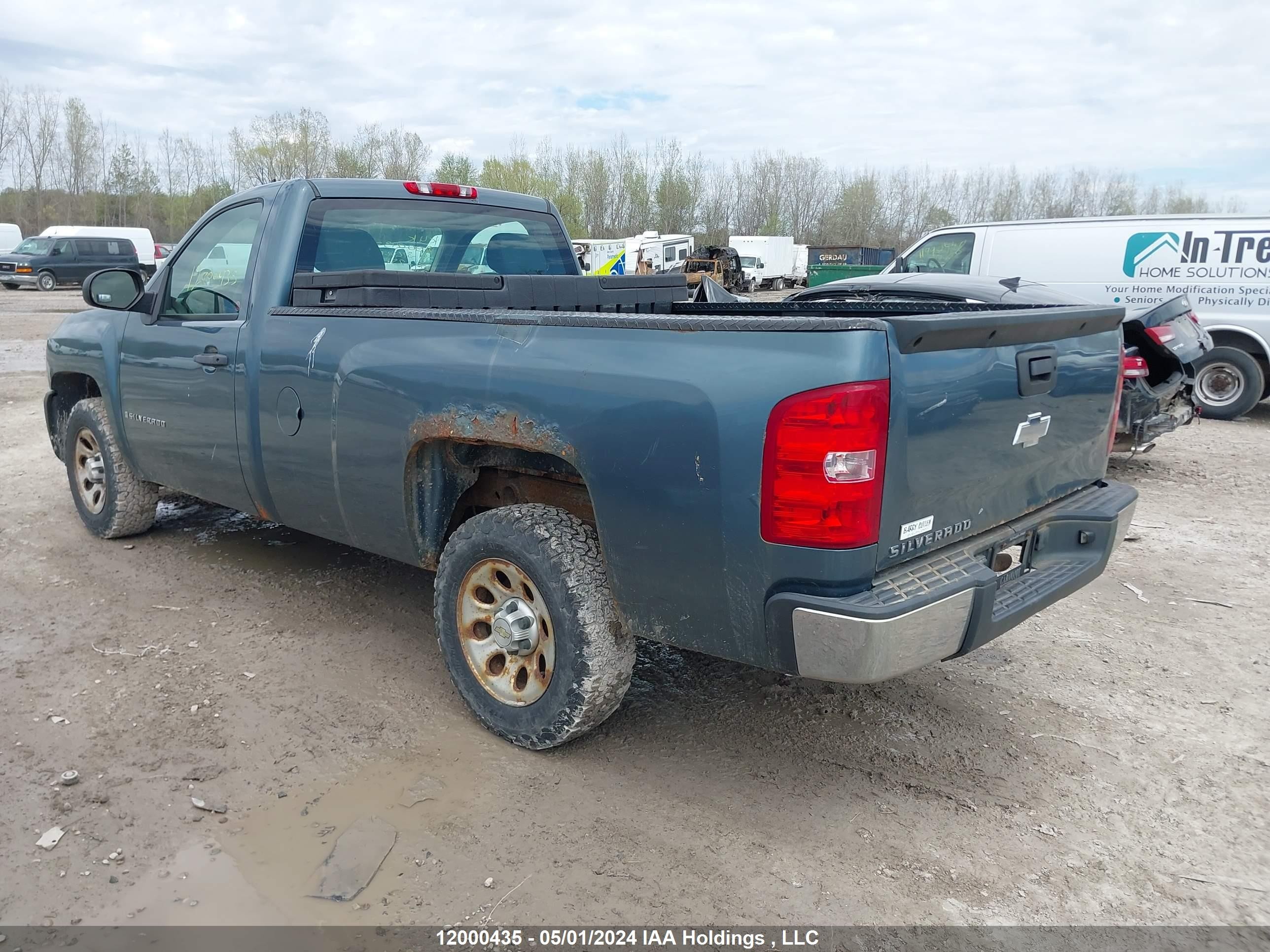 Photo 2 VIN: 1GCEC14X99Z251957 - CHEVROLET SILVERADO 