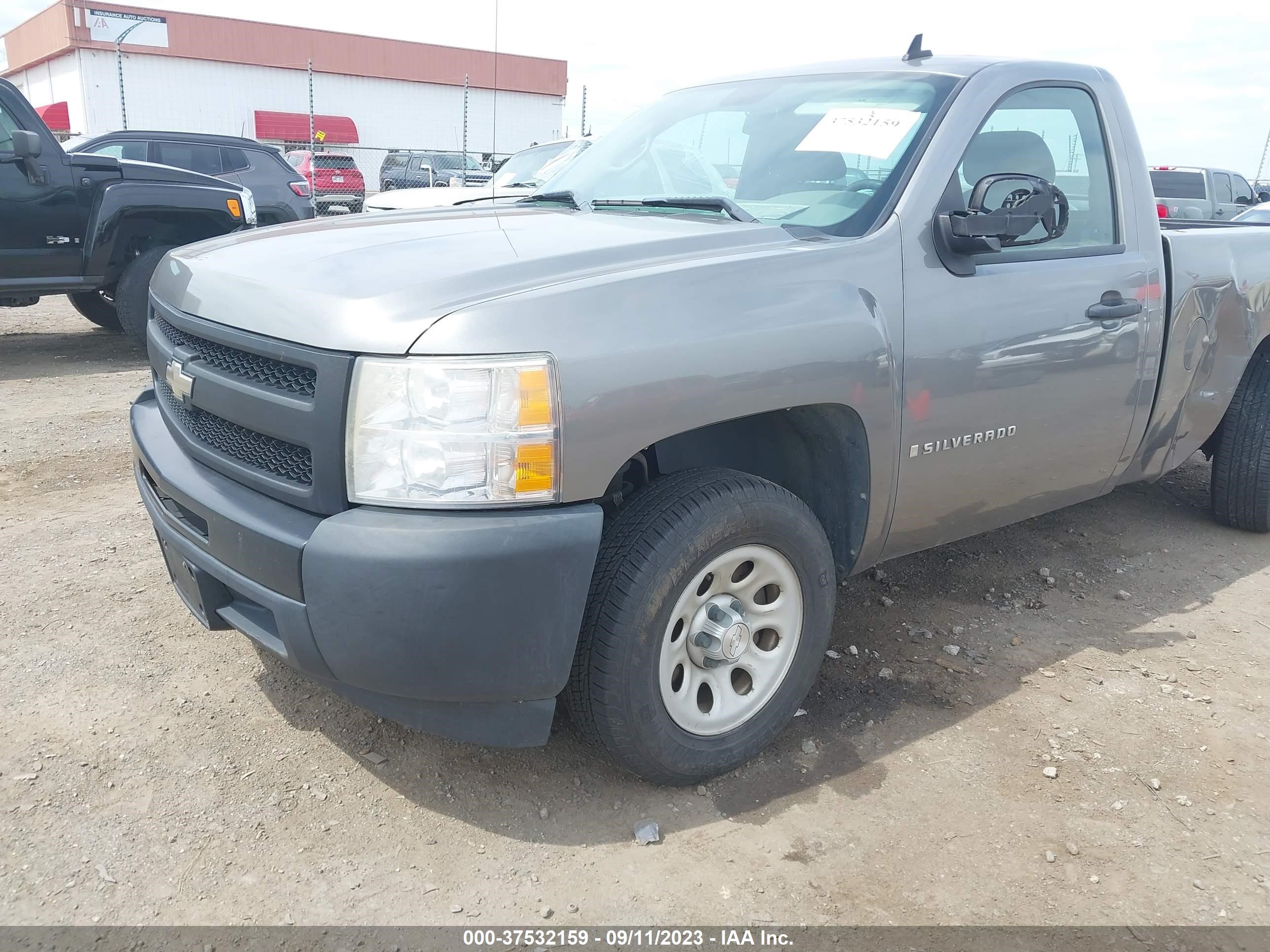 Photo 1 VIN: 1GCEC14XX9Z151477 - CHEVROLET SILVERADO 