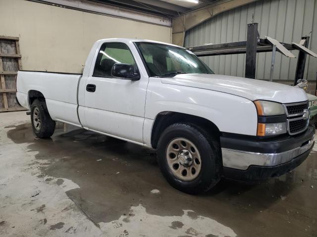 Photo 3 VIN: 1GCEC14Z27Z158213 - CHEVROLET SILVERADO 