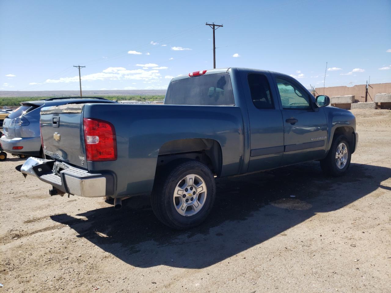 Photo 2 VIN: 1GCEC19037Z567153 - CHEVROLET SILVERADO 