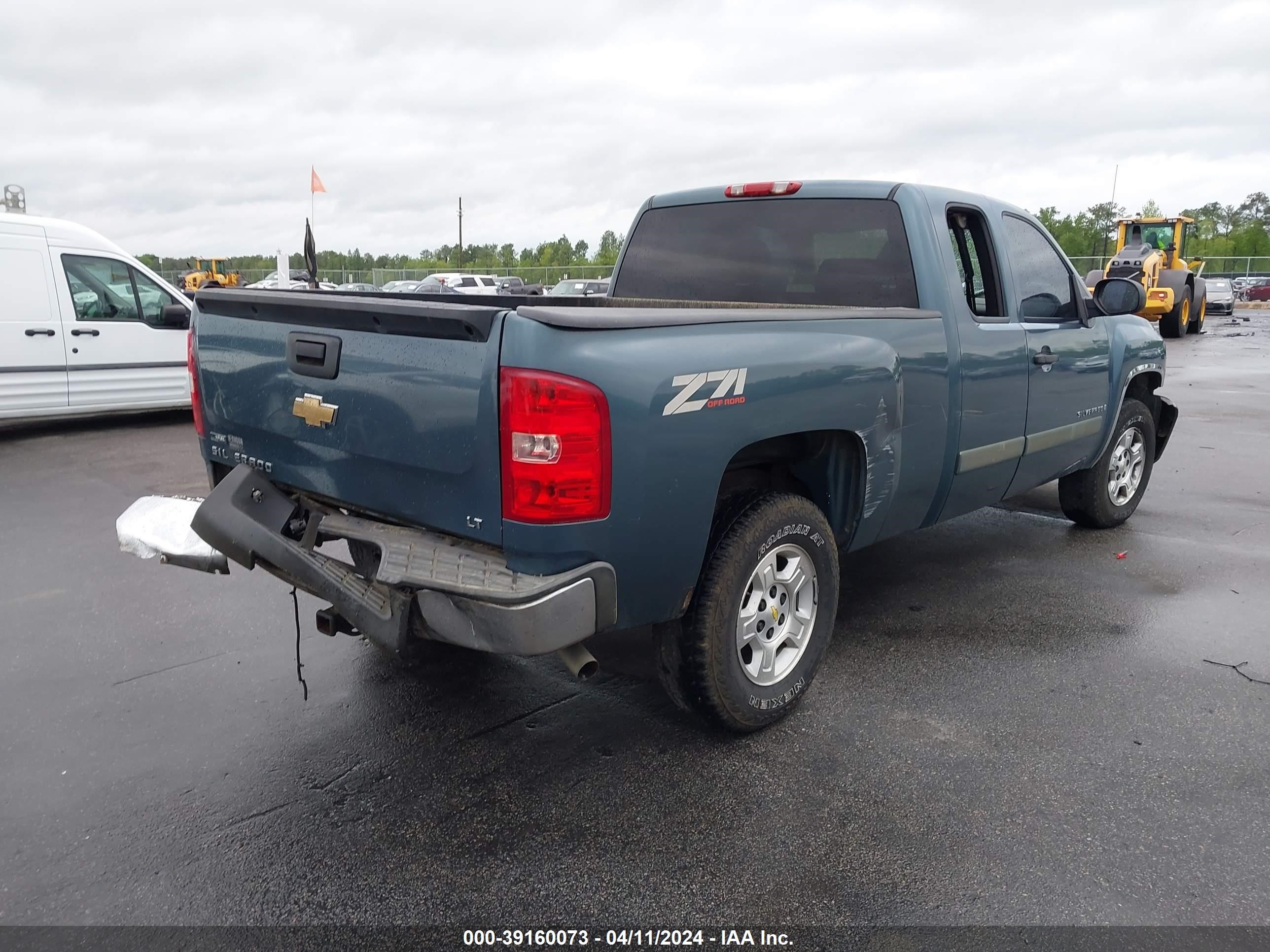 Photo 3 VIN: 1GCEC19097Z644415 - CHEVROLET SILVERADO 