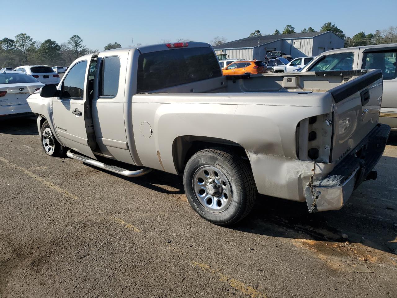 Photo 1 VIN: 1GCEC19C18Z161190 - CHEVROLET SILVERADO 