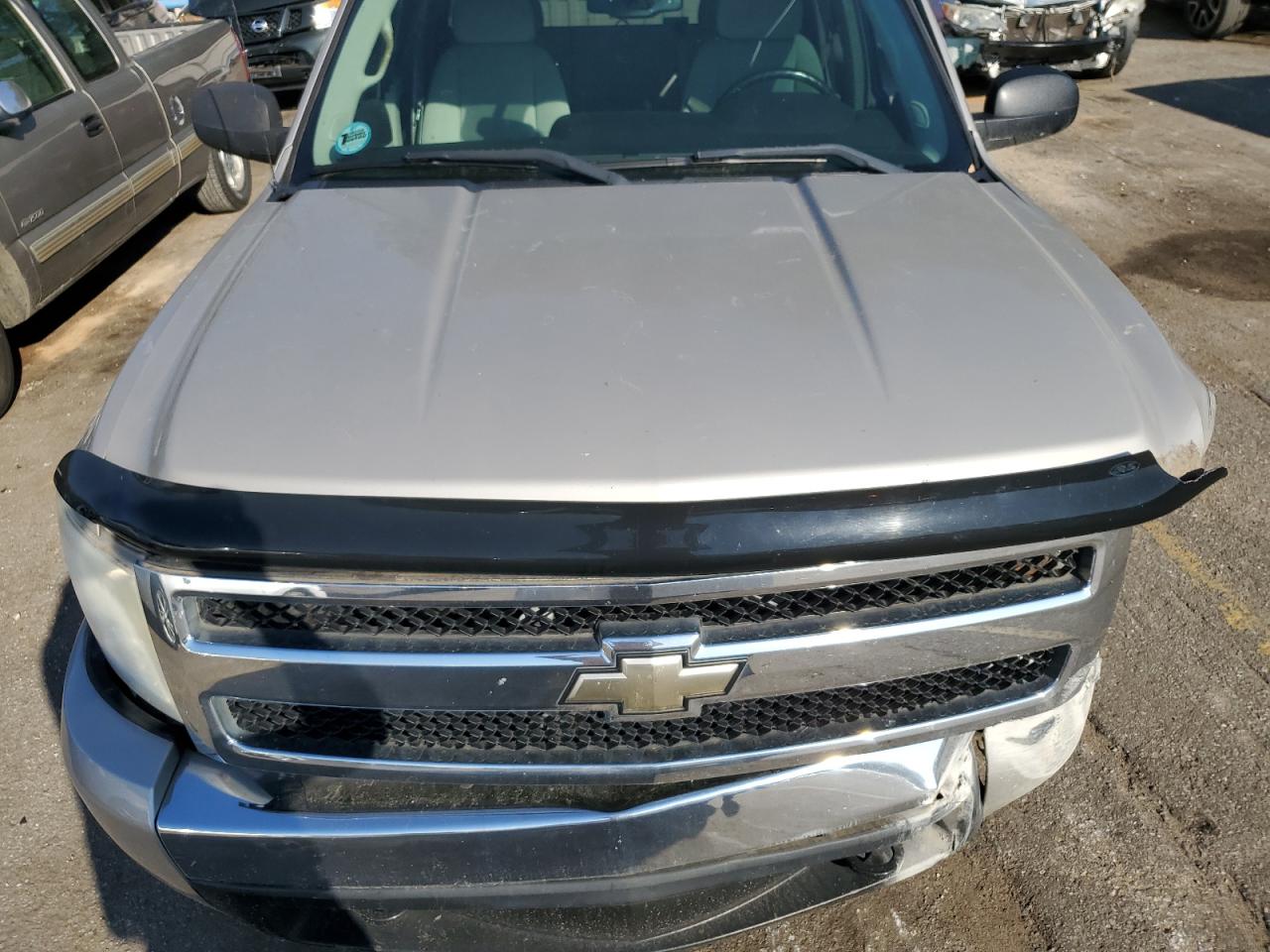 Photo 10 VIN: 1GCEC19C18Z161190 - CHEVROLET SILVERADO 