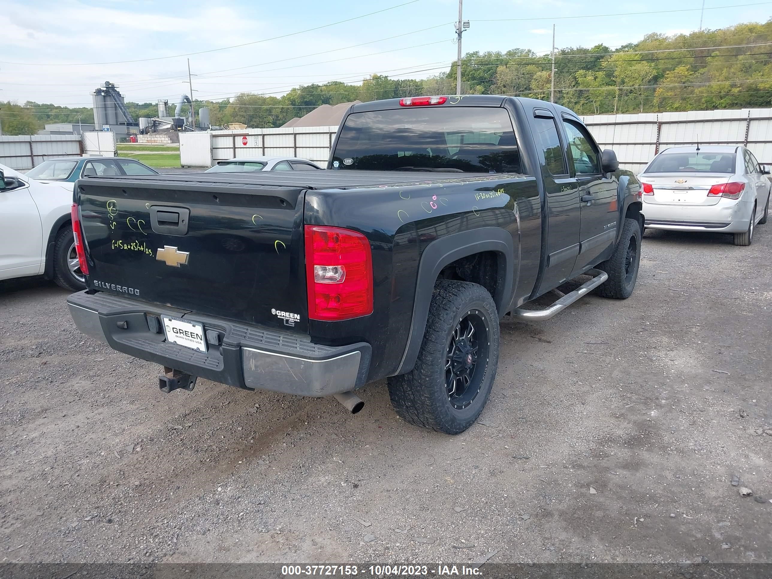 Photo 3 VIN: 1GCEC19C99Z293406 - CHEVROLET SILVERADO 