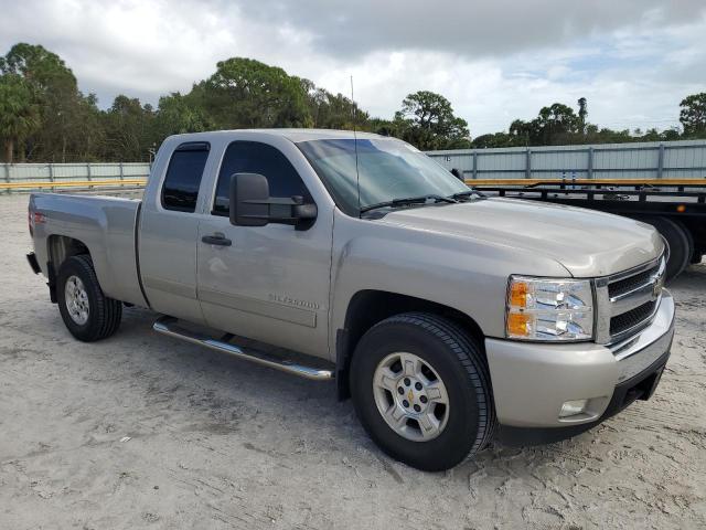 Photo 3 VIN: 1GCEC19J08Z275261 - CHEVROLET SILVERADO 