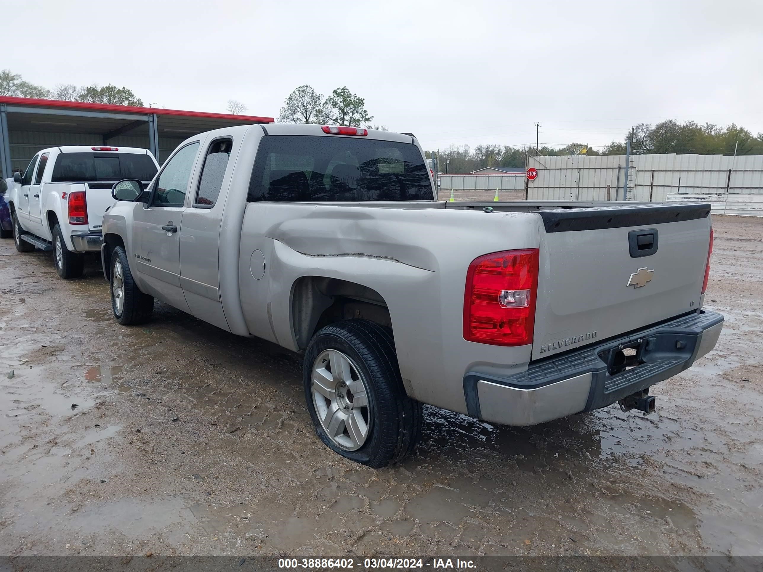 Photo 2 VIN: 1GCEC19J58Z239517 - CHEVROLET SILVERADO 