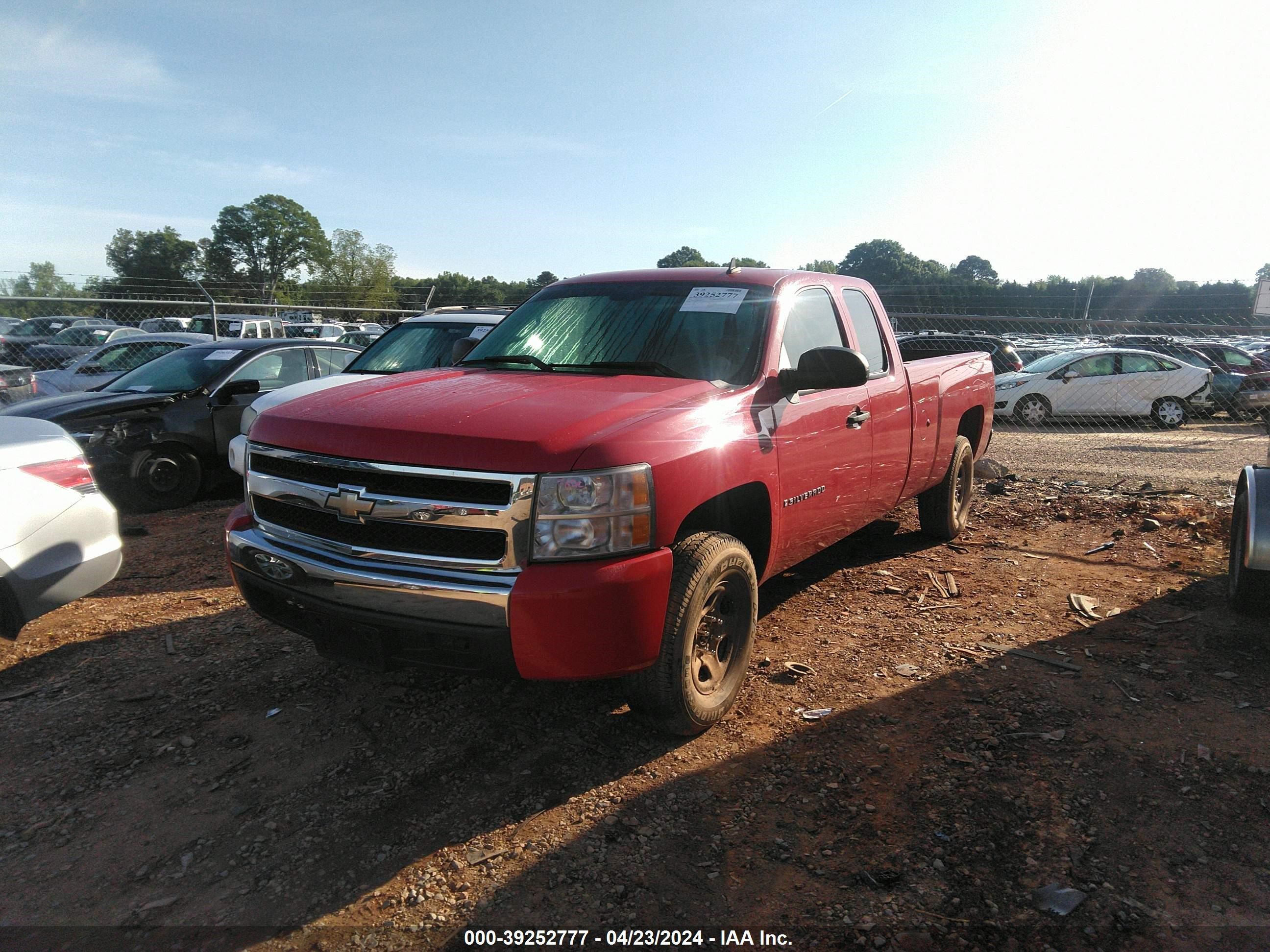 Photo 5 VIN: 1GCEC19J68E165709 - CHEVROLET SILVERADO 