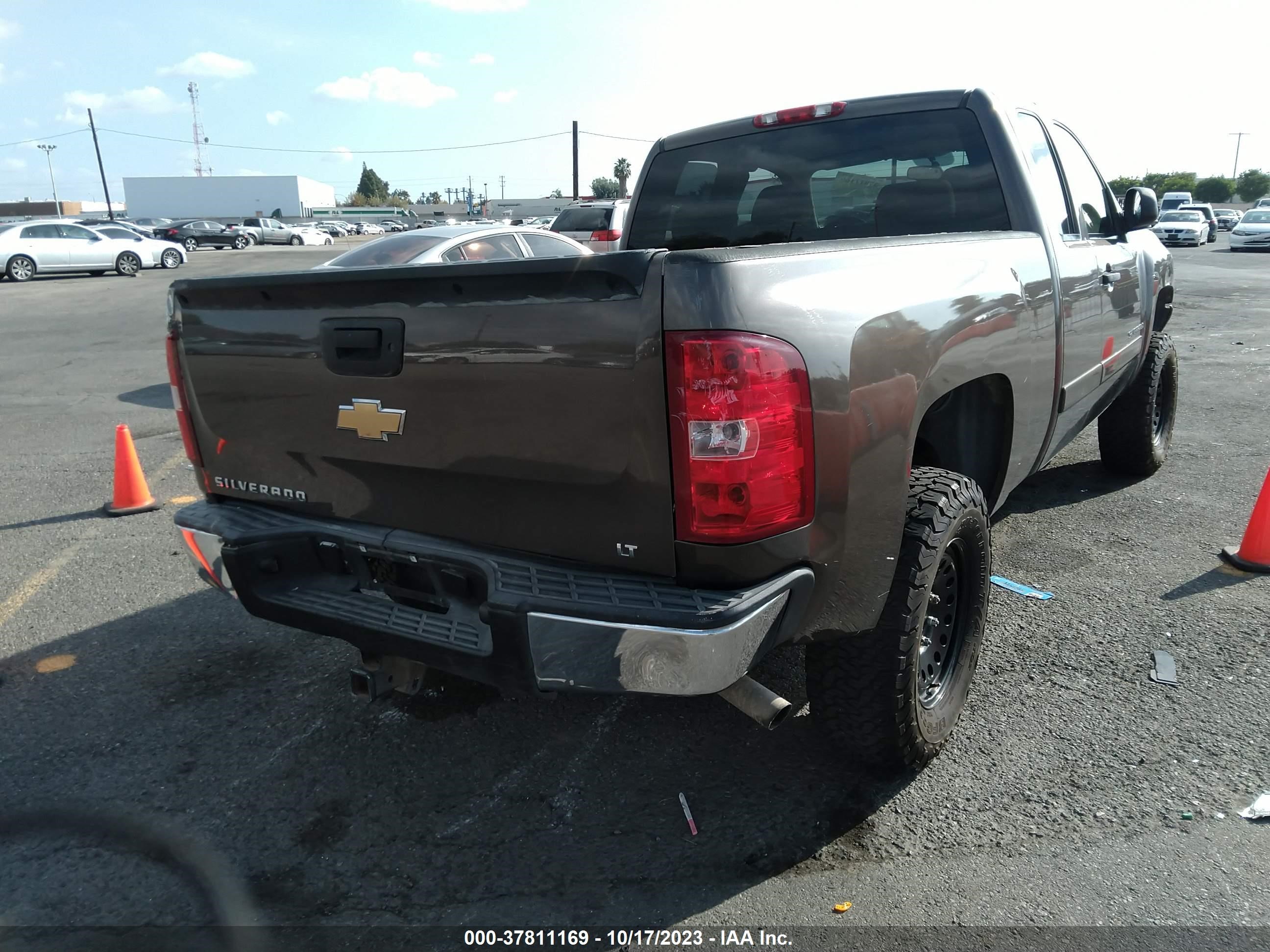 Photo 3 VIN: 1GCEC19J87Z538756 - CHEVROLET SILVERADO 