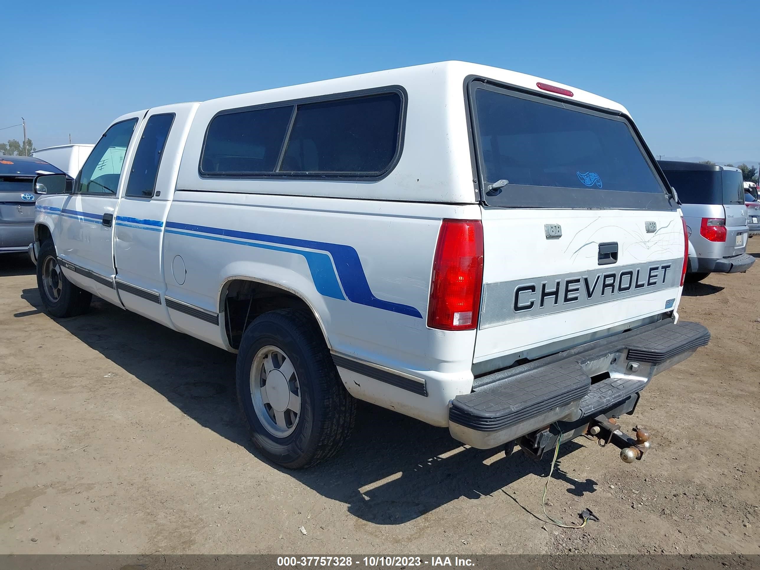 Photo 2 VIN: 1GCEC19M3WE136174 - CHEVROLET S-10 PICKUP 