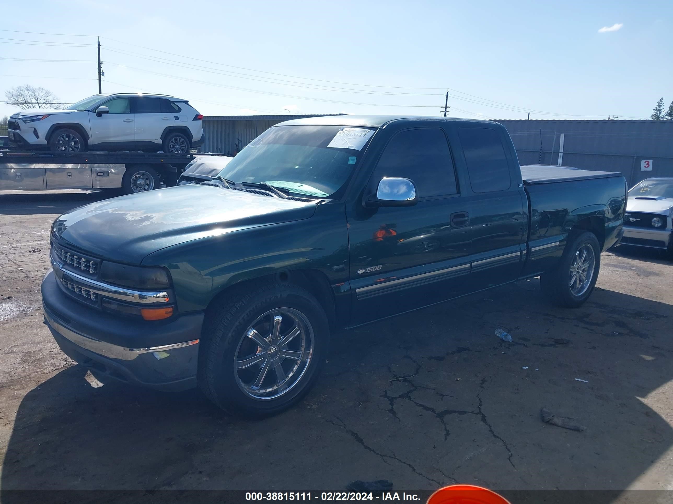 Photo 1 VIN: 1GCEC19T11Z194034 - CHEVROLET SILVERADO 