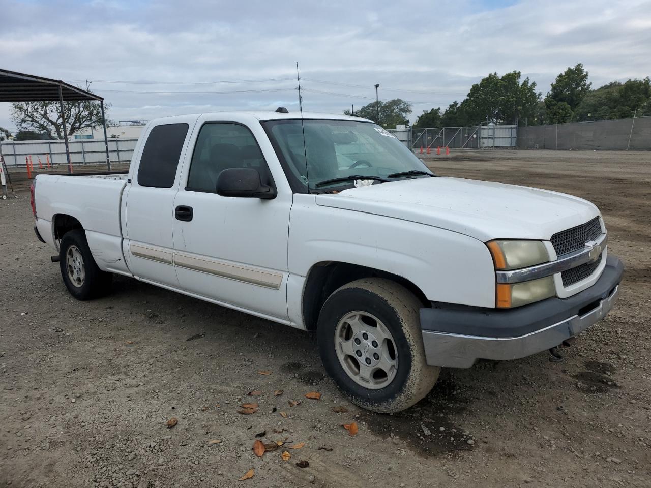 Photo 3 VIN: 1GCEC19T14Z238702 - CHEVROLET SILVERADO 