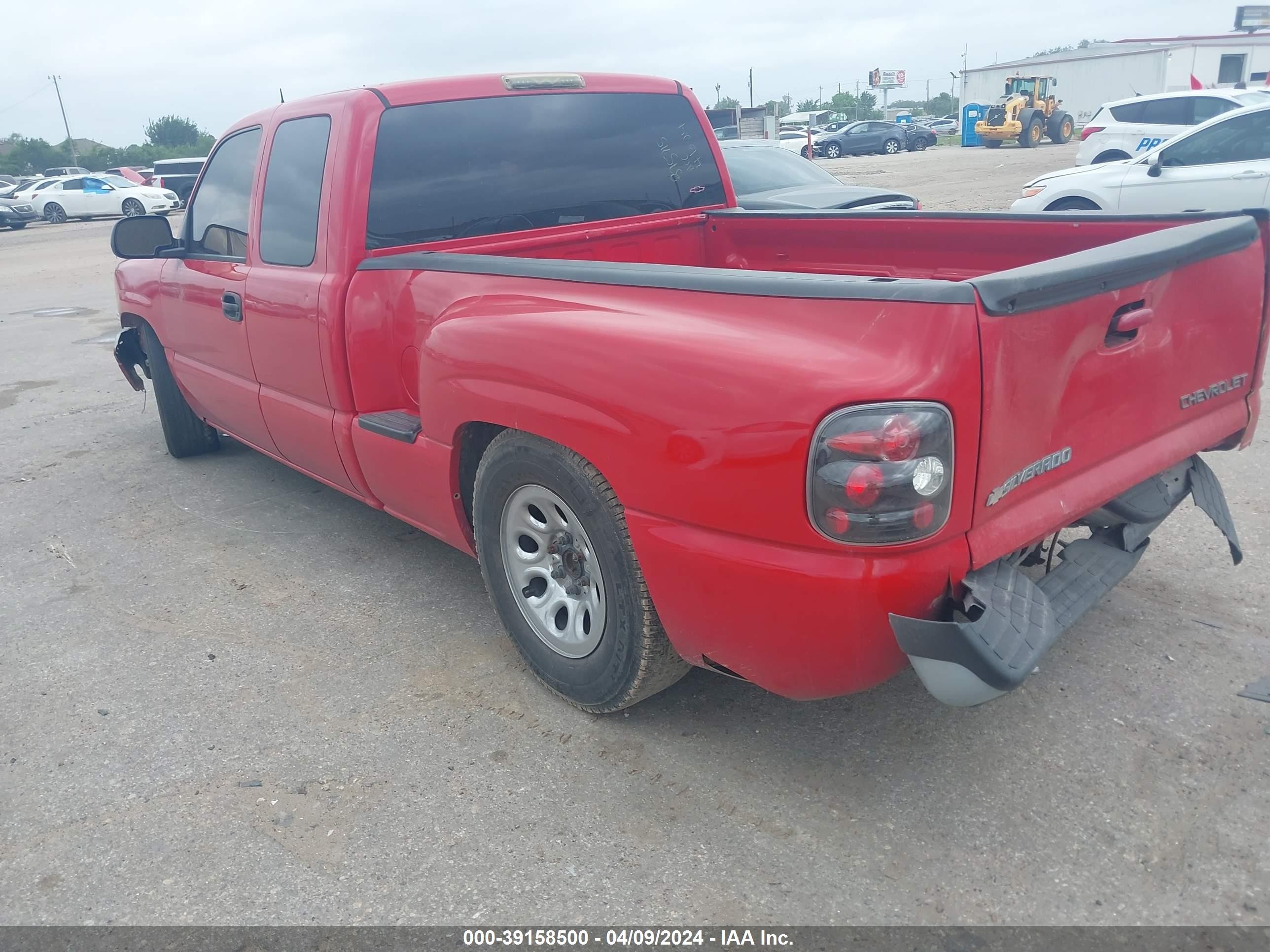 Photo 2 VIN: 1GCEC19T24Z212500 - CHEVROLET SILVERADO 