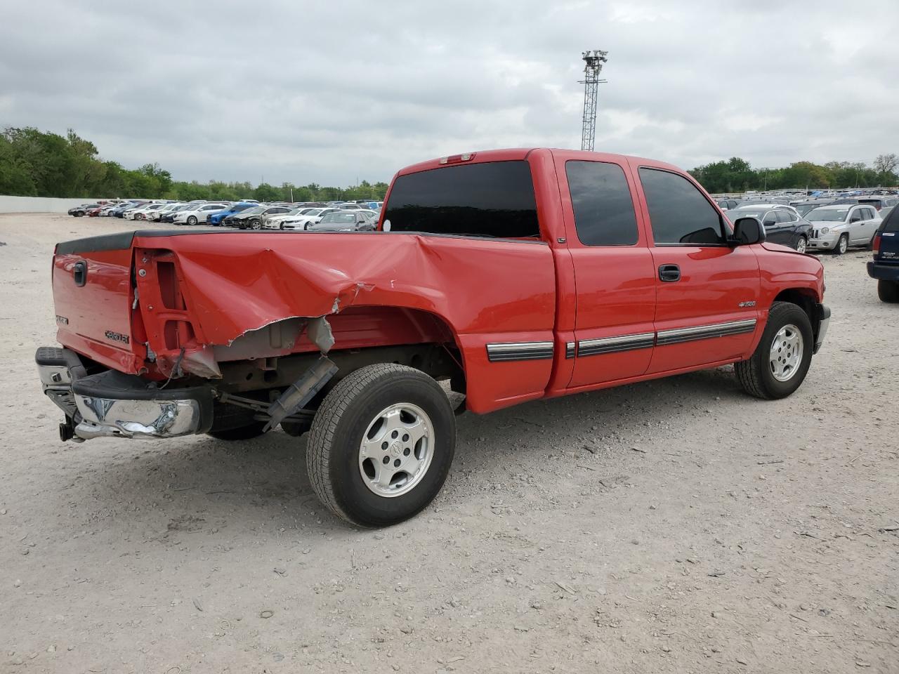 Photo 2 VIN: 1GCEC19T2YZ258818 - CHEVROLET SILVERADO 