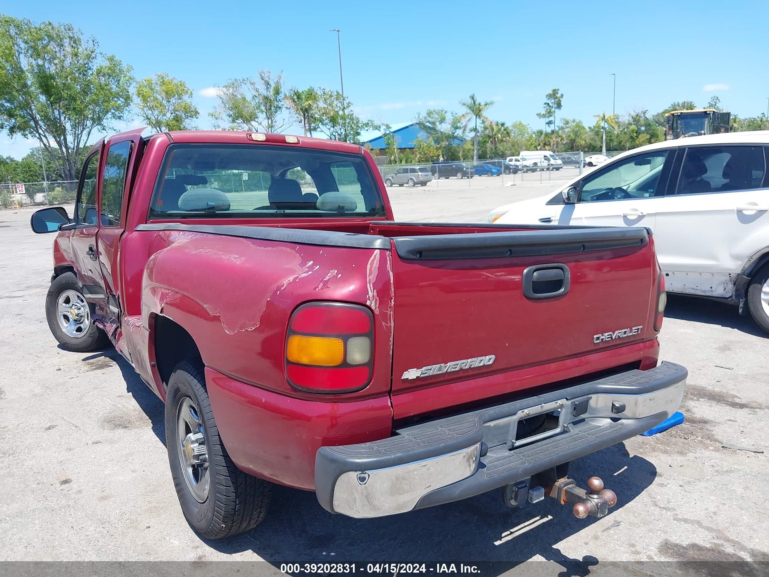 Photo 2 VIN: 1GCEC19T54Z216606 - CHEVROLET SILVERADO 