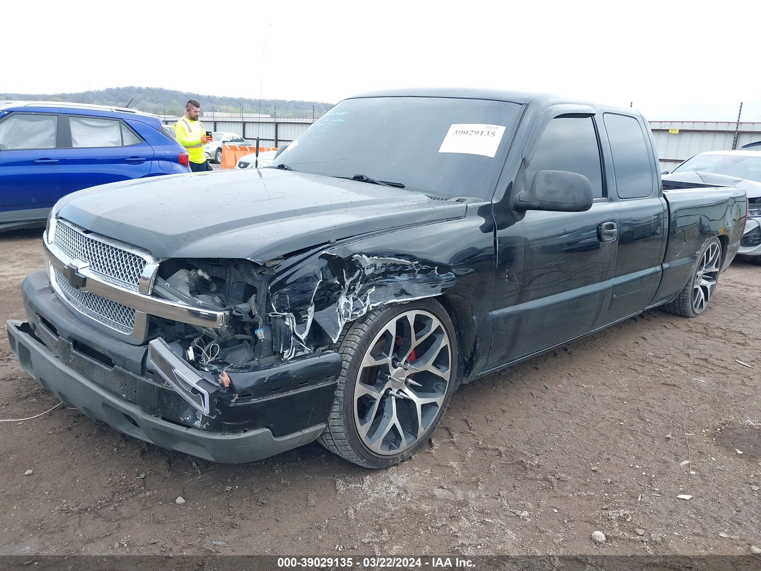 Photo 1 VIN: 1GCEC19T54Z235267 - CHEVROLET SILVERADO 