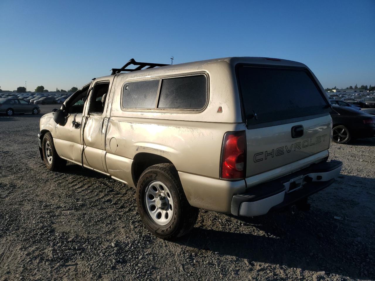 Photo 1 VIN: 1GCEC19T55Z319817 - CHEVROLET SILVERADO 