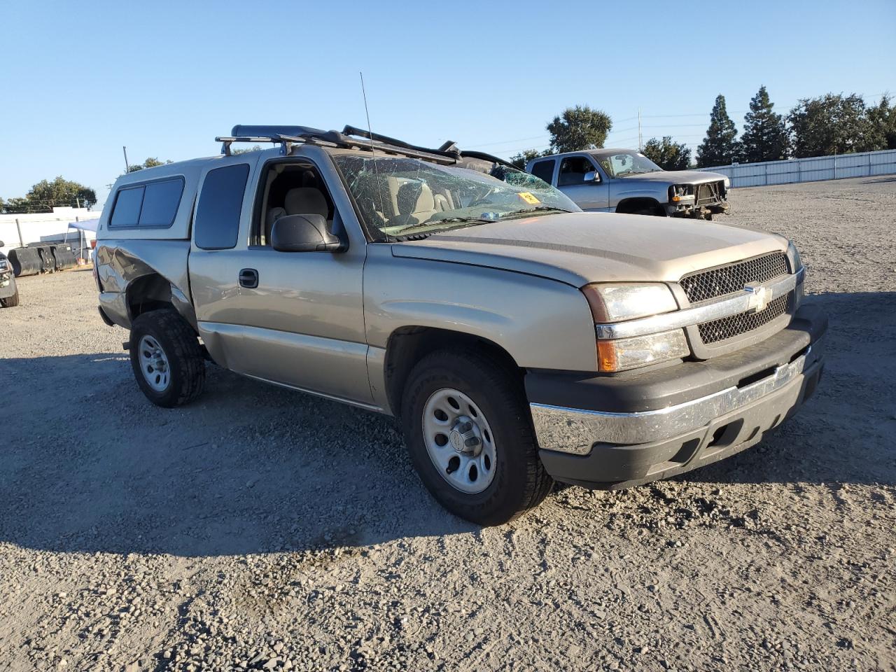 Photo 3 VIN: 1GCEC19T55Z319817 - CHEVROLET SILVERADO 