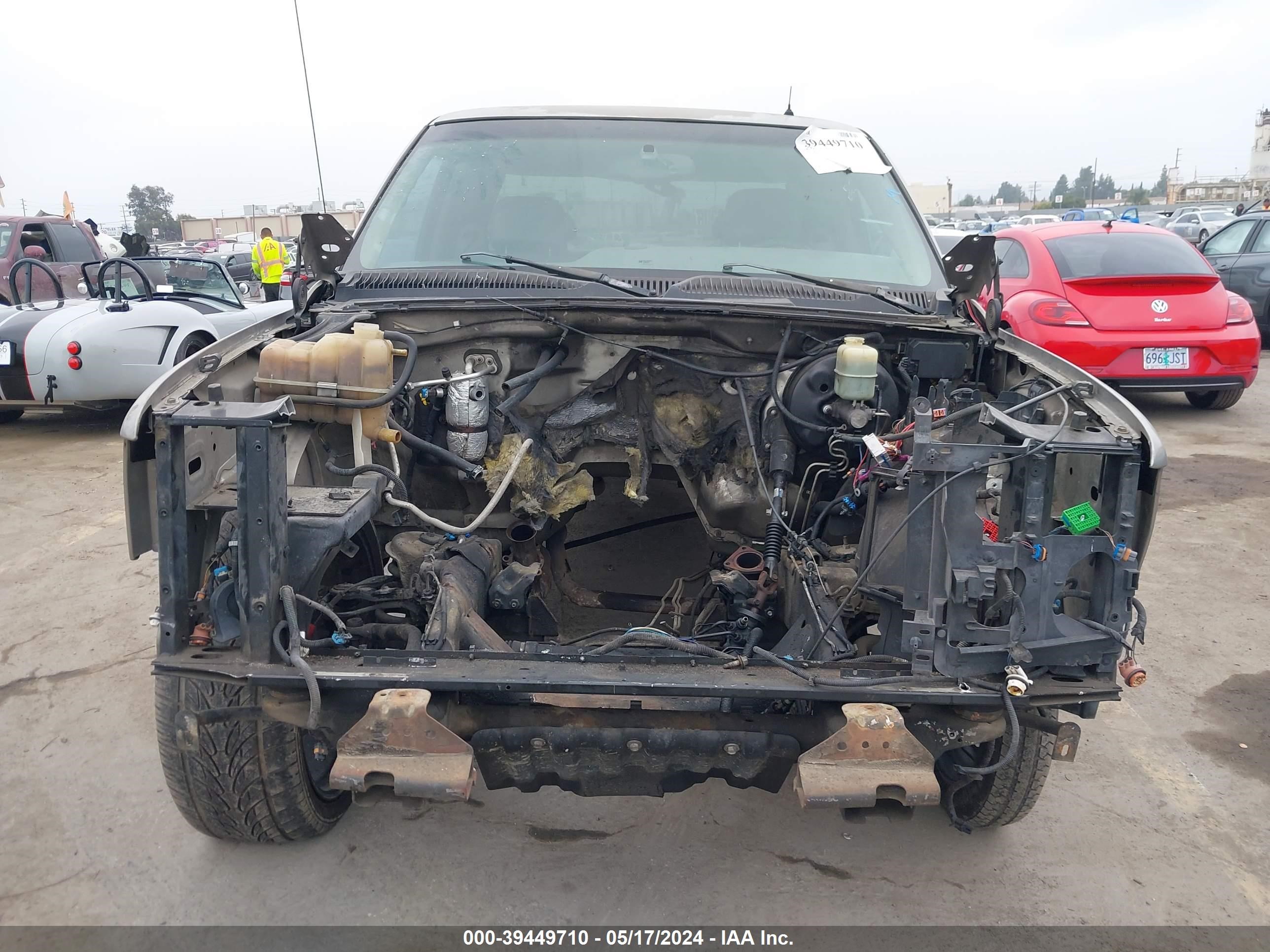 Photo 11 VIN: 1GCEC19T61Z164561 - CHEVROLET SILVERADO 