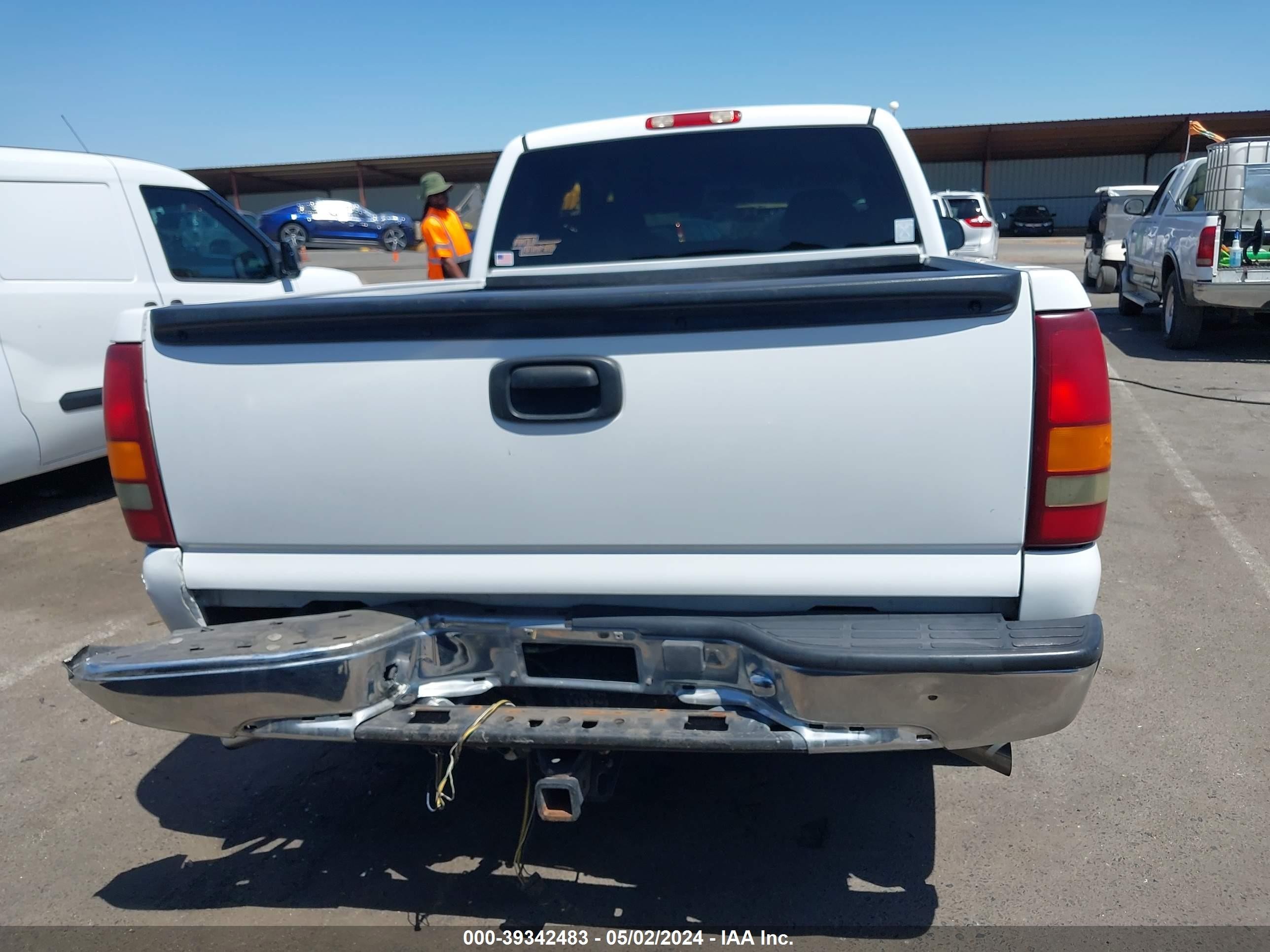 Photo 15 VIN: 1GCEC19T61Z207747 - CHEVROLET SILVERADO 