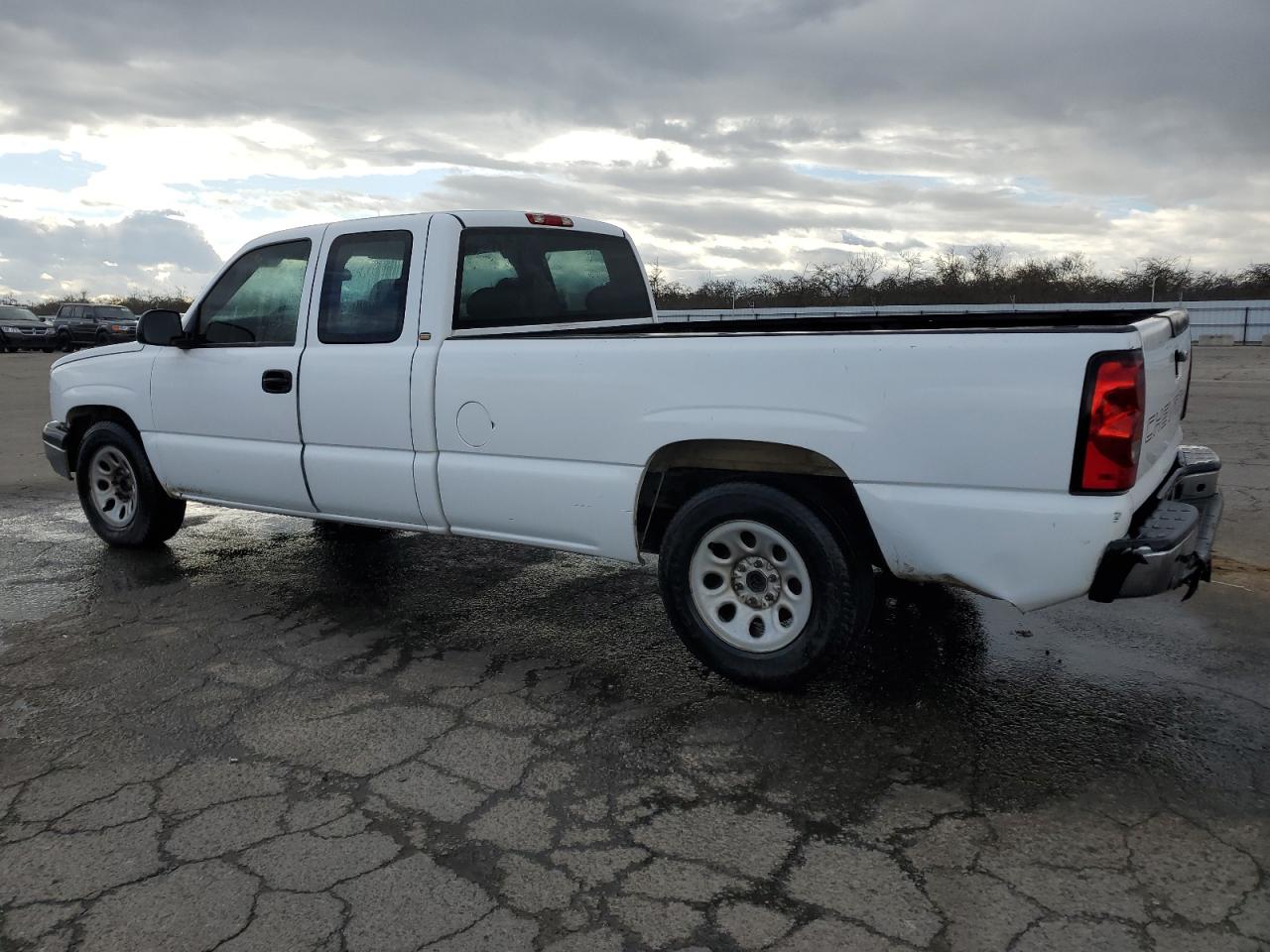 Photo 1 VIN: 1GCEC19T65E255780 - CHEVROLET SILVERADO 