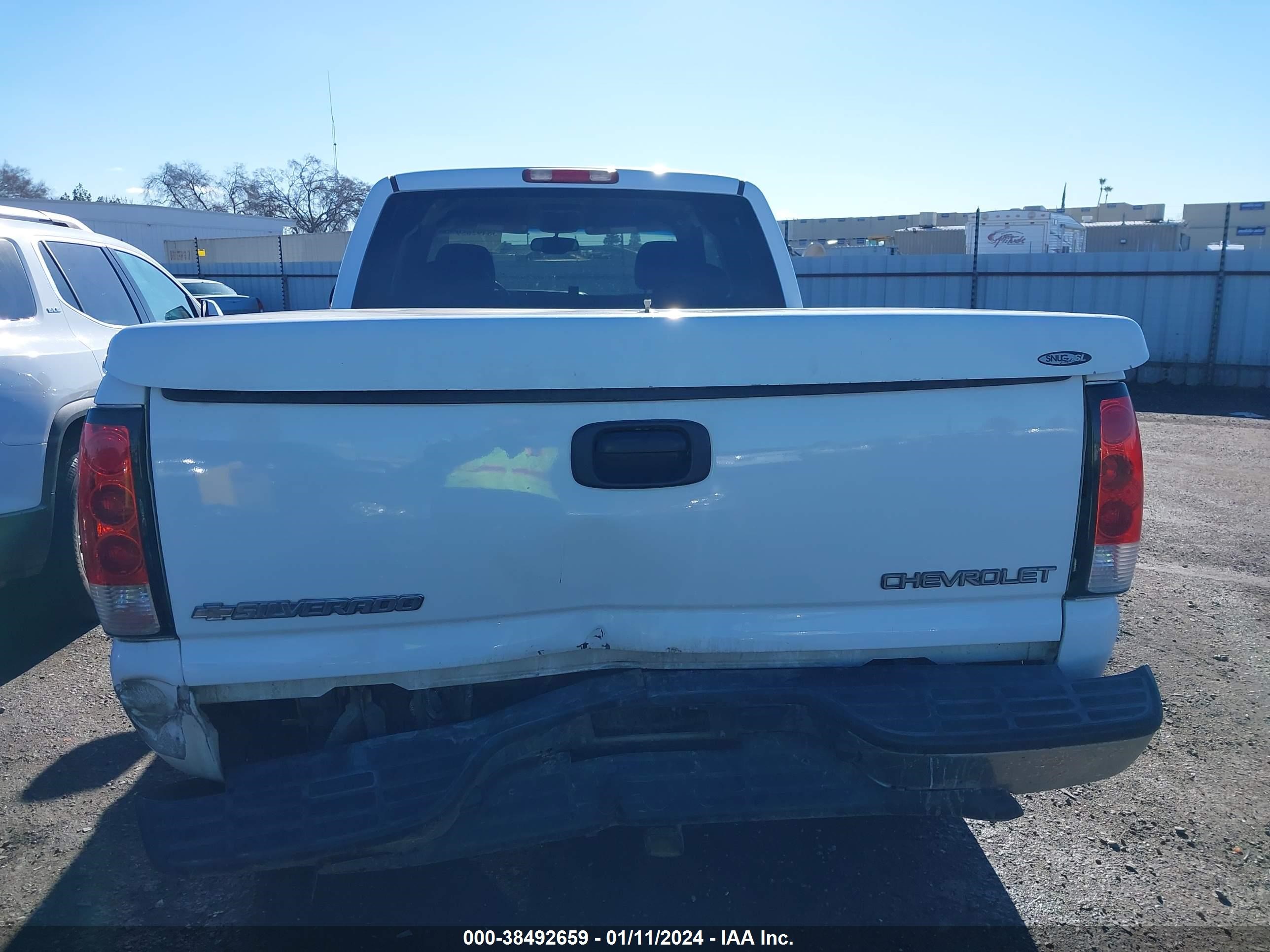 Photo 15 VIN: 1GCEC19T65Z130903 - CHEVROLET SILVERADO 