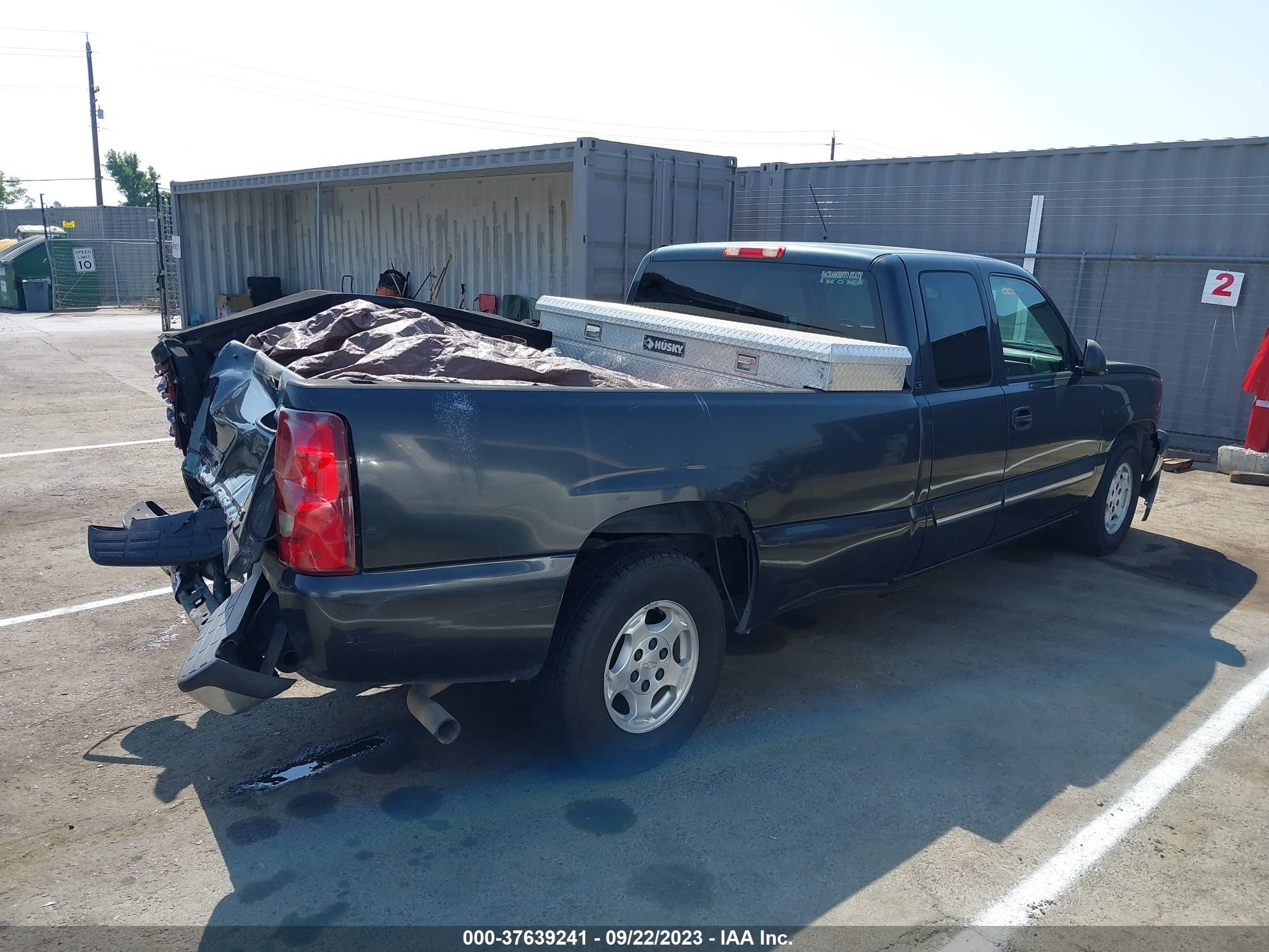 Photo 3 VIN: 1GCEC19T73E331701 - CHEVROLET SILVERADO 