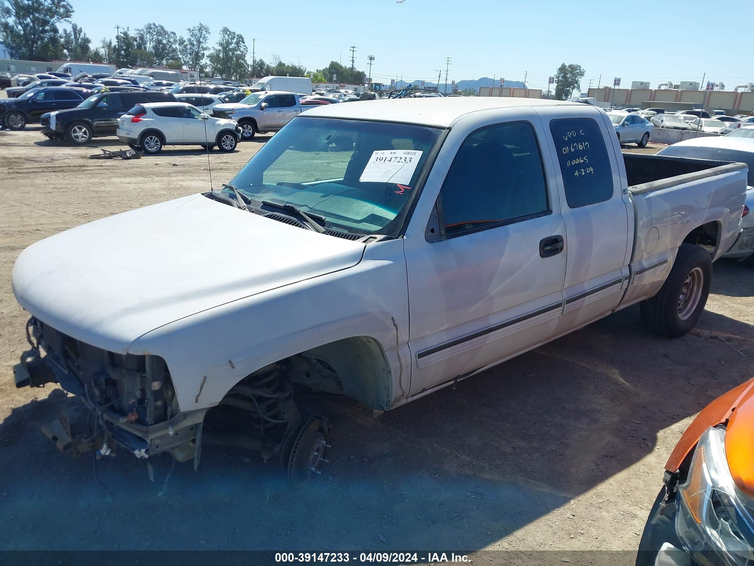 Photo 12 VIN: 1GCEC19T81Z148555 - CHEVROLET SILVERADO 