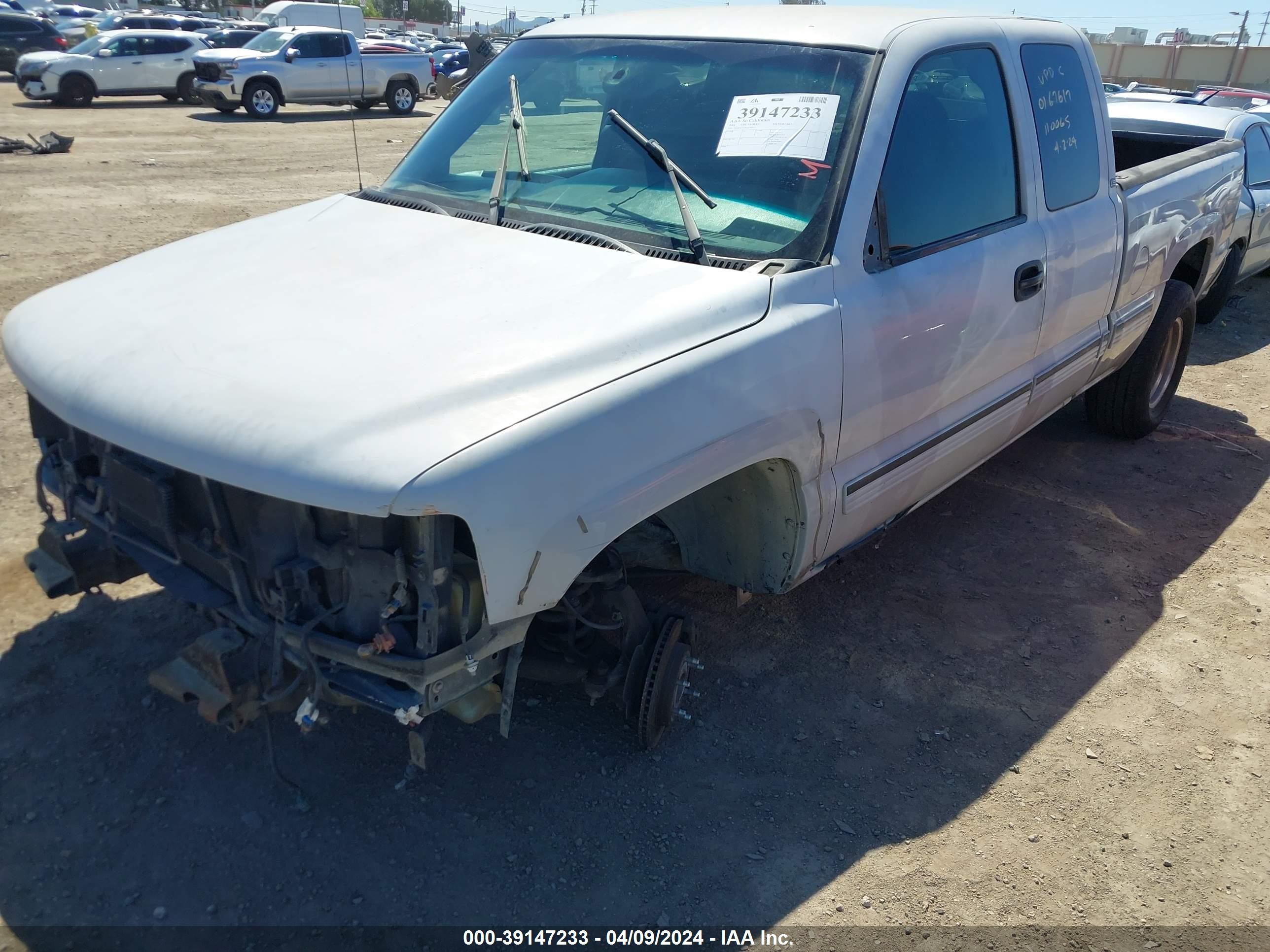 Photo 5 VIN: 1GCEC19T81Z148555 - CHEVROLET SILVERADO 