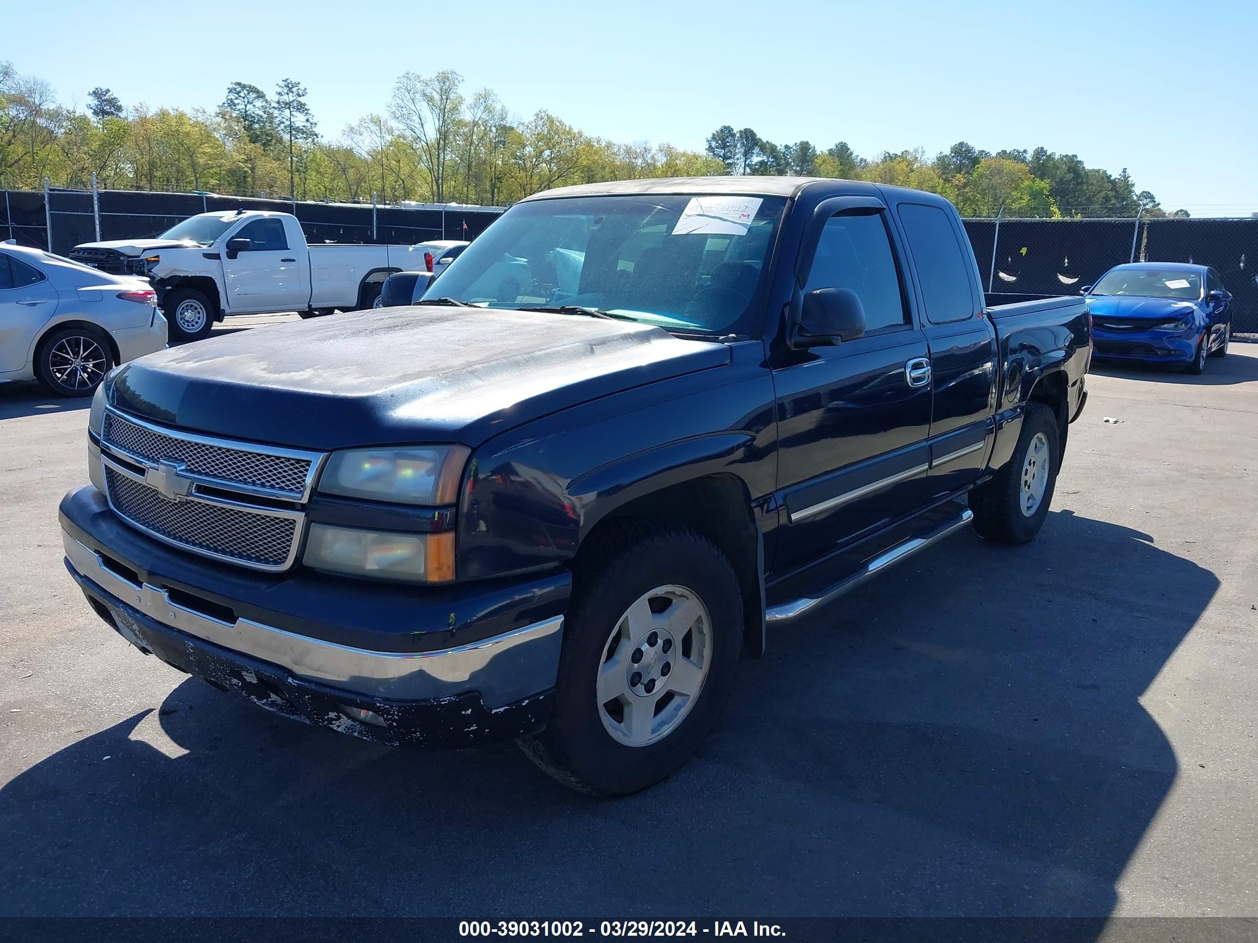 Photo 1 VIN: 1GCEC19T86Z121931 - CHEVROLET SILVERADO 