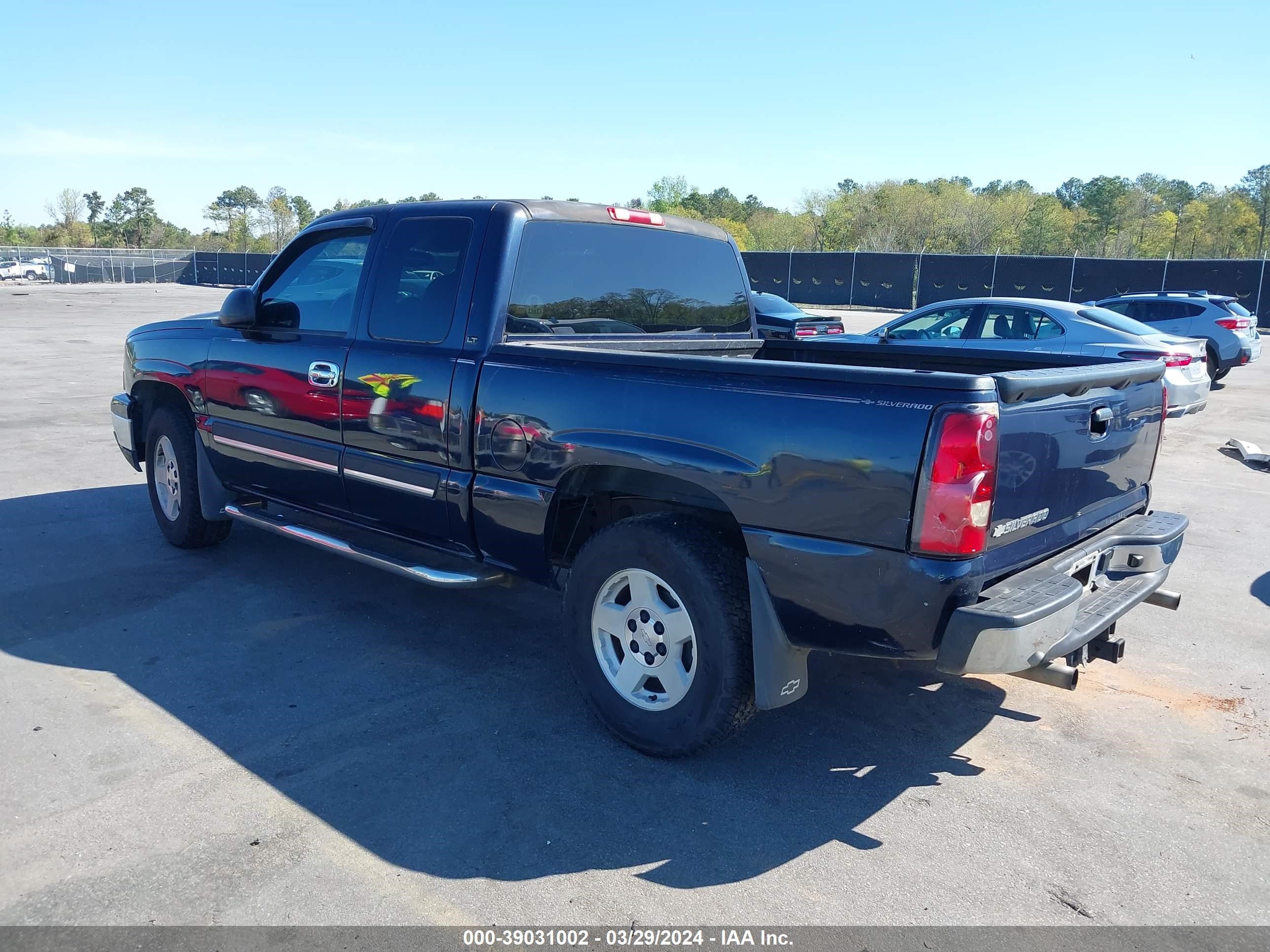 Photo 2 VIN: 1GCEC19T86Z121931 - CHEVROLET SILVERADO 