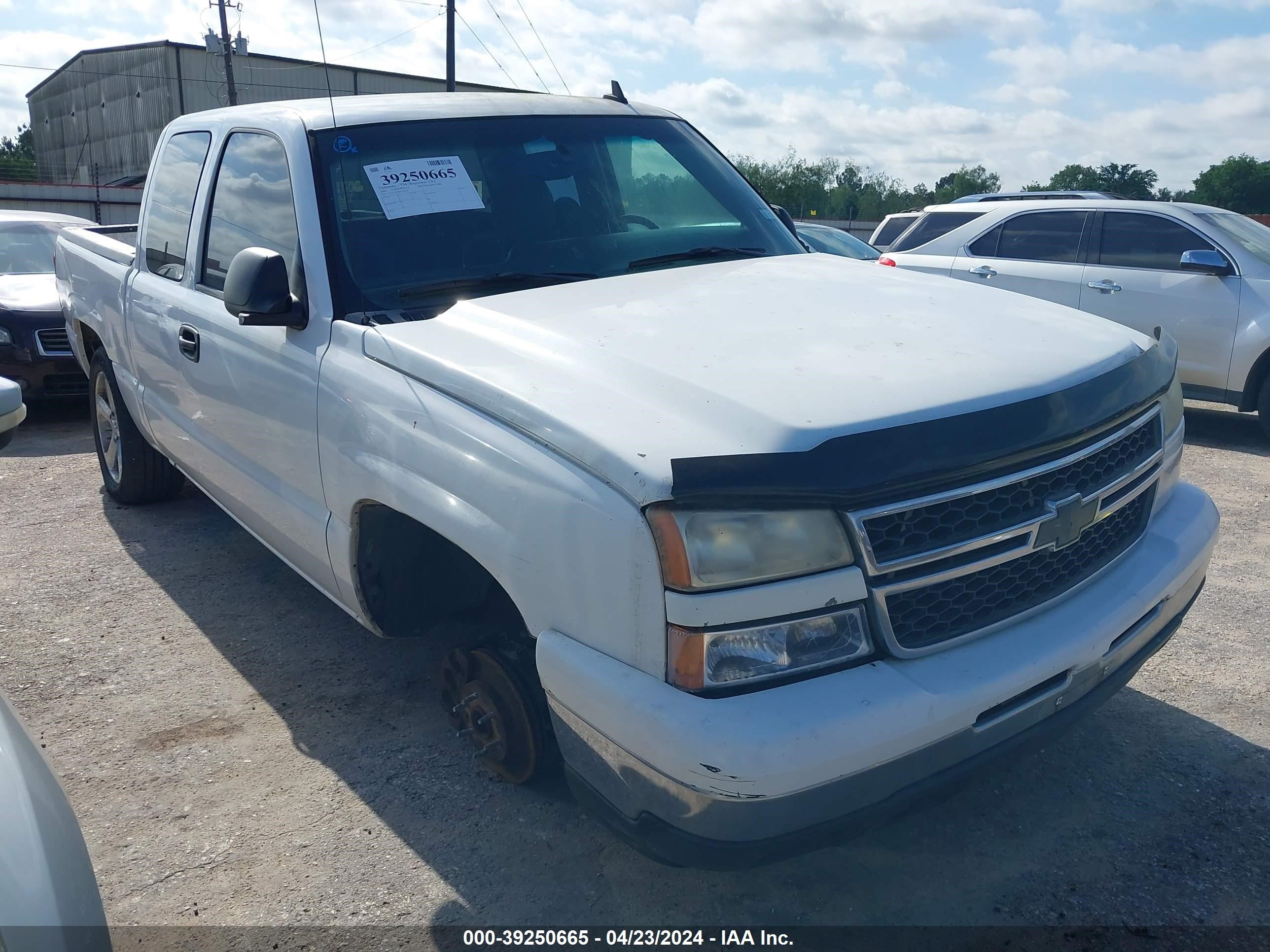 Photo 0 VIN: 1GCEC19T86Z254379 - CHEVROLET SILVERADO 