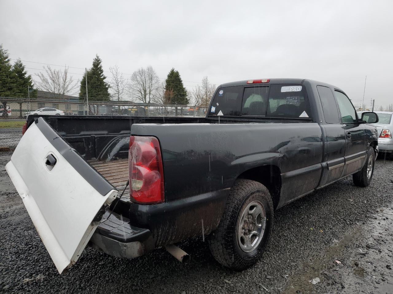 Photo 2 VIN: 1GCEC19T93E163284 - CHEVROLET SILVERADO 