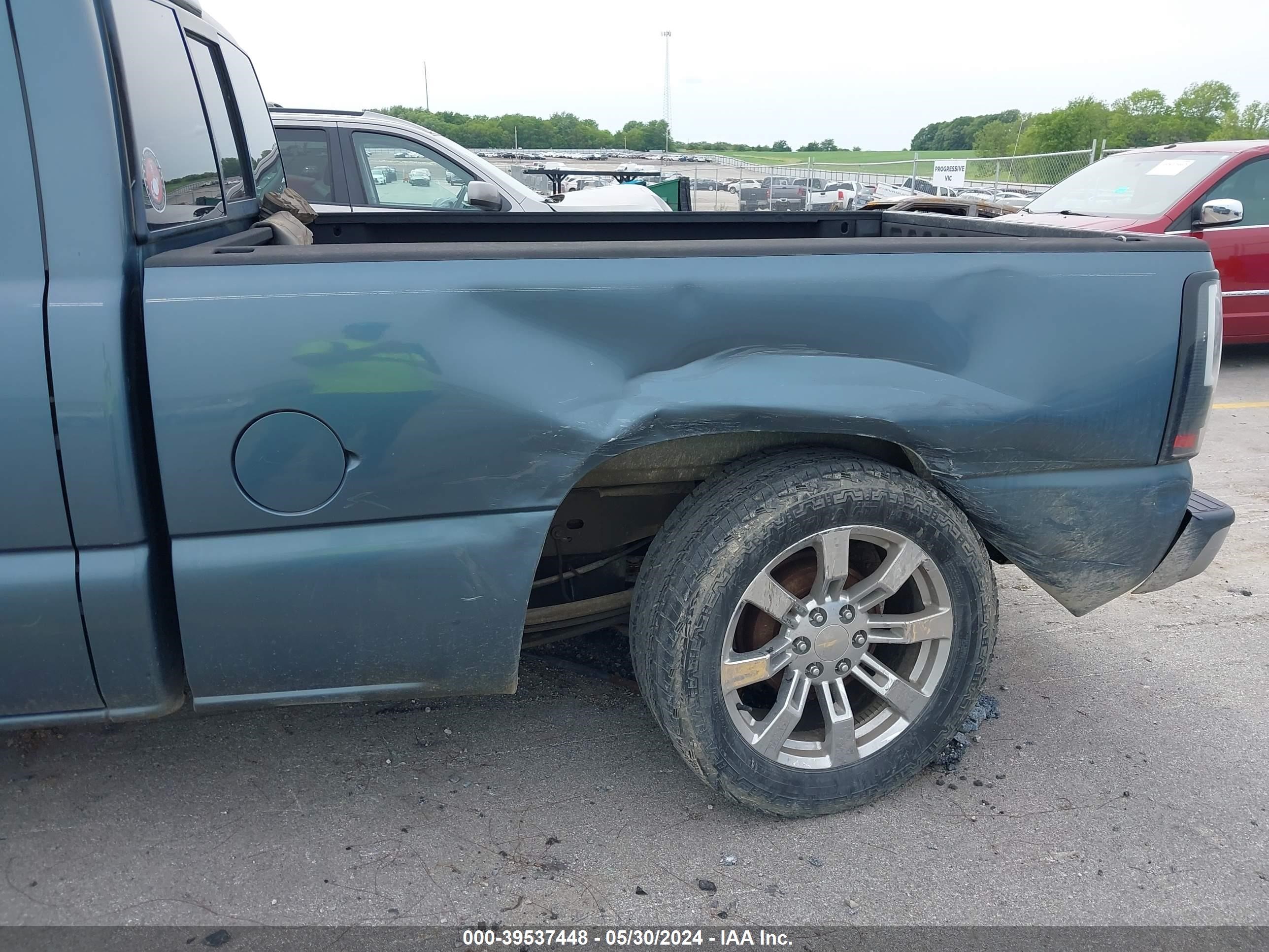 Photo 5 VIN: 1GCEC19TX6Z142490 - CHEVROLET SILVERADO 