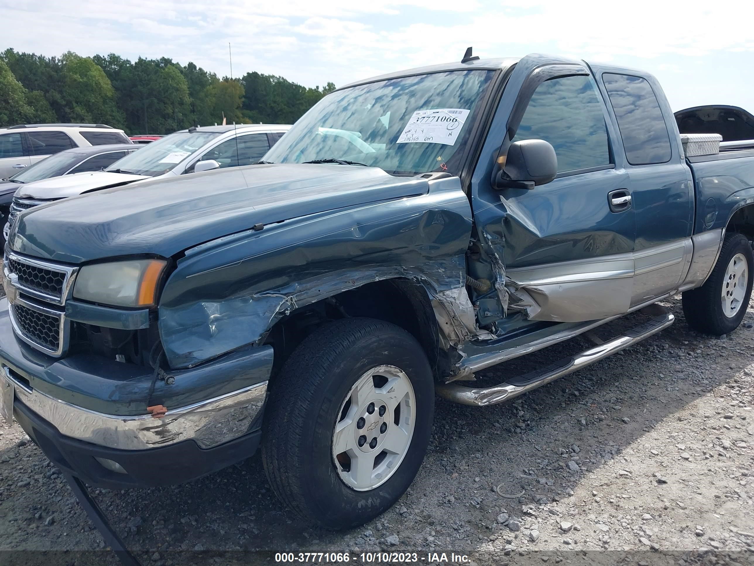 Photo 5 VIN: 1GCEC19TX6Z238085 - CHEVROLET SILVERADO 