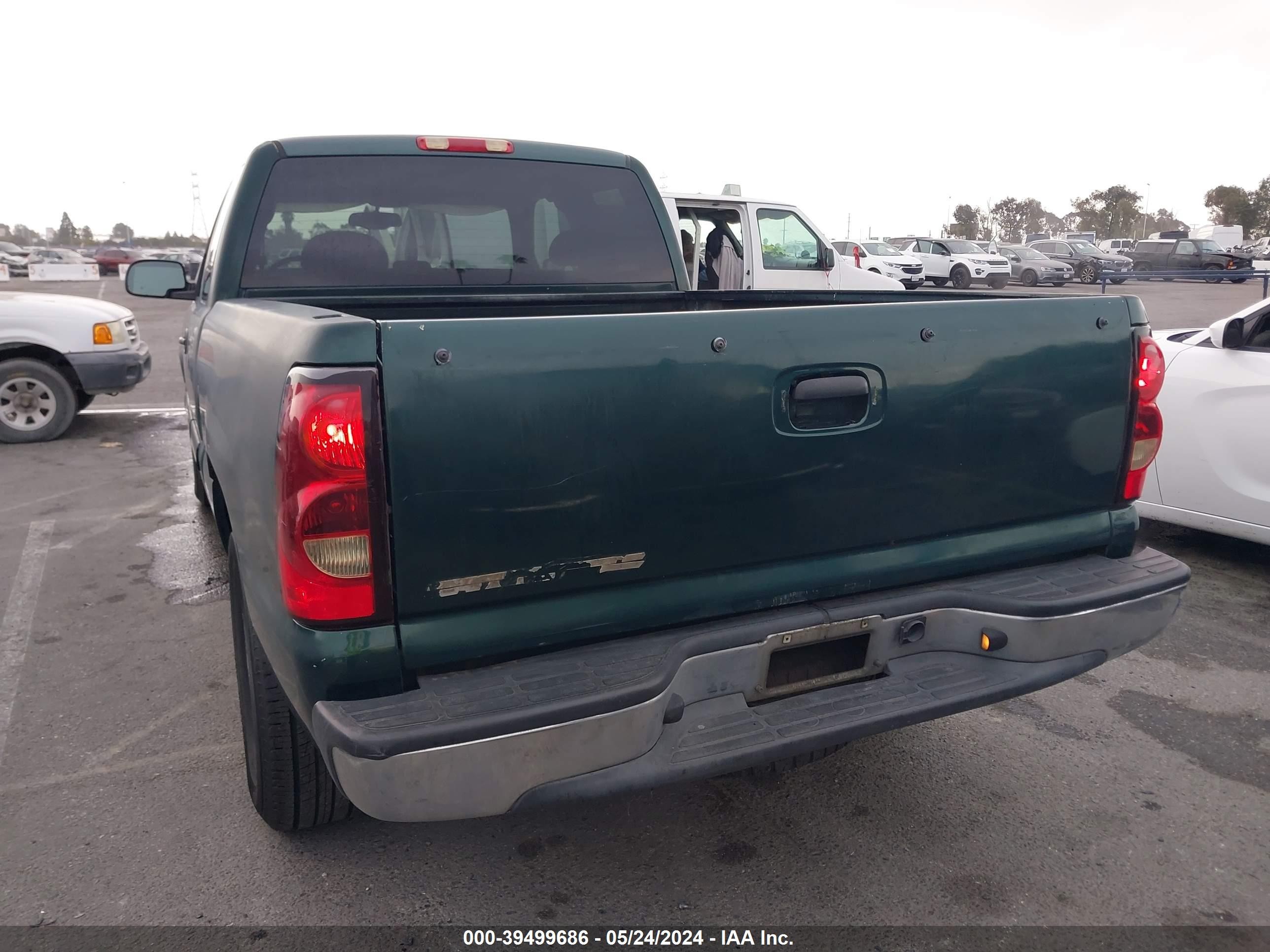 Photo 14 VIN: 1GCEC19V06Z242275 - CHEVROLET SILVERADO 