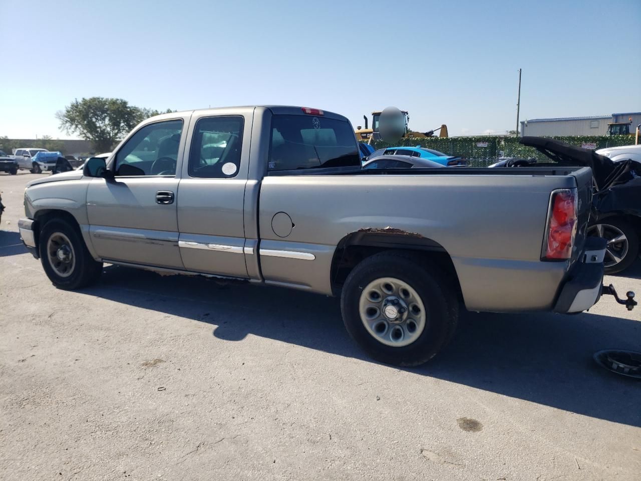 Photo 1 VIN: 1GCEC19V06Z301275 - CHEVROLET SILVERADO 