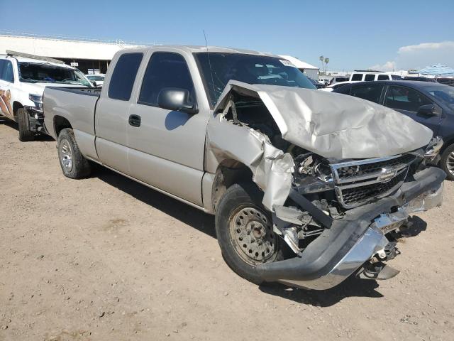 Photo 3 VIN: 1GCEC19V07Z181981 - CHEVROLET SILVERADO 