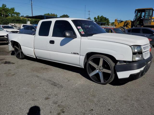 Photo 3 VIN: 1GCEC19V25Z305097 - CHEVROLET SILVERADO 