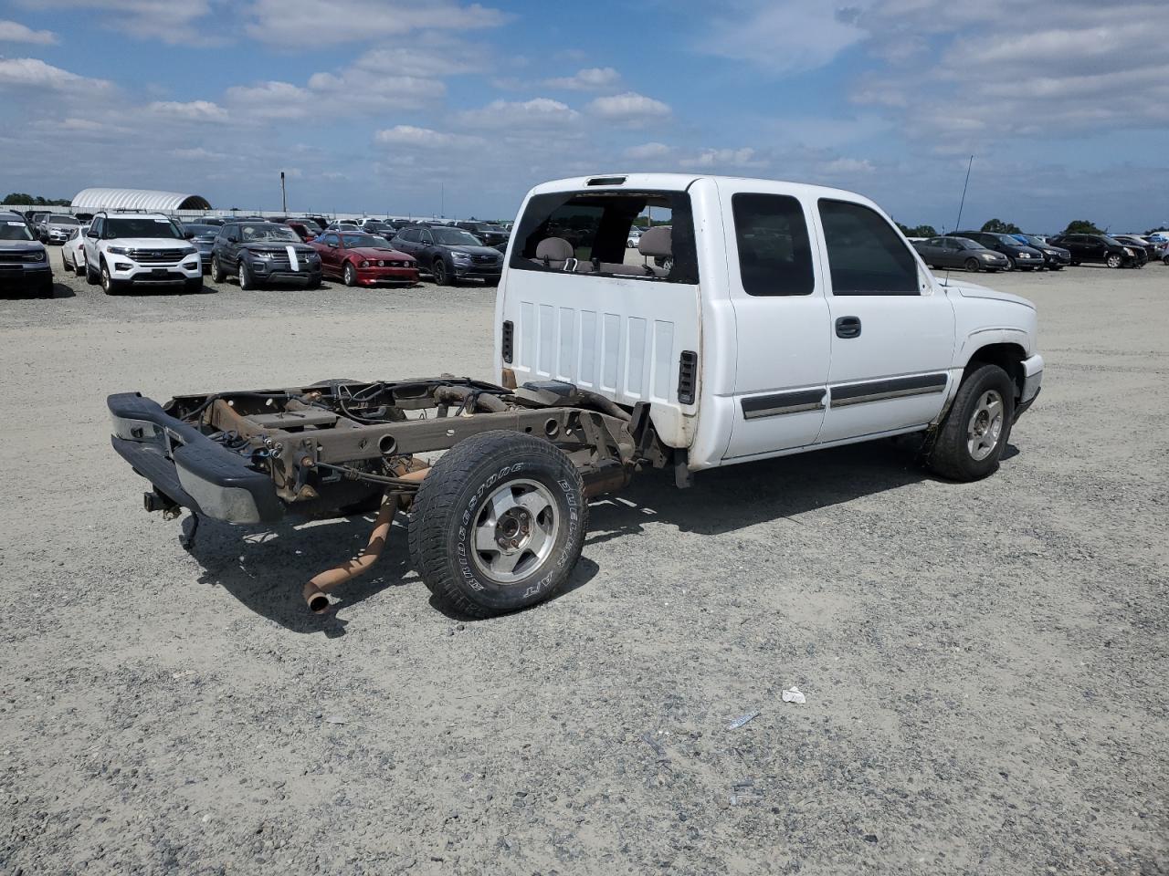 Photo 2 VIN: 1GCEC19V34Z103822 - CHEVROLET SILVERADO 