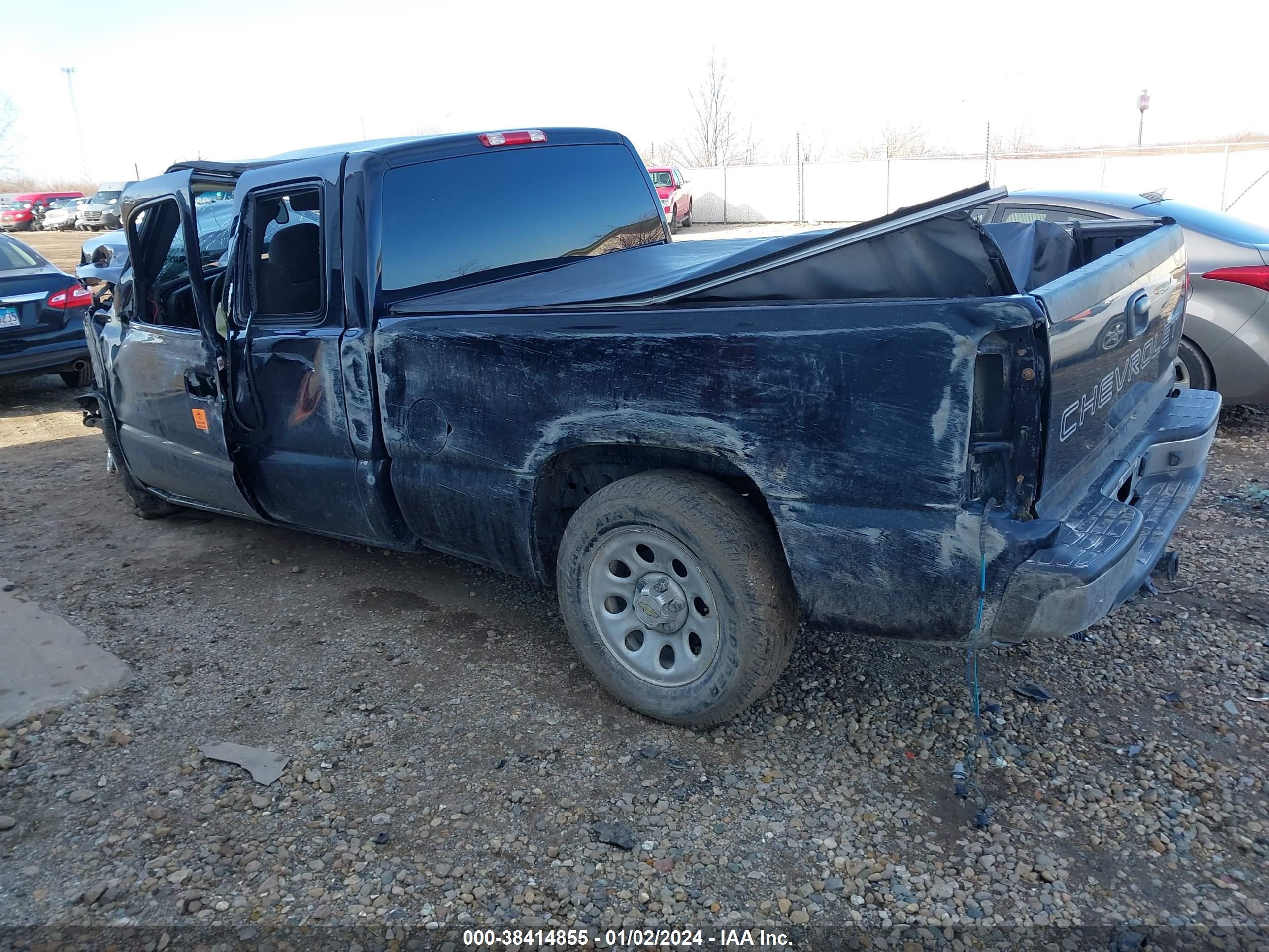 Photo 2 VIN: 1GCEC19V37Z202158 - CHEVROLET SILVERADO 